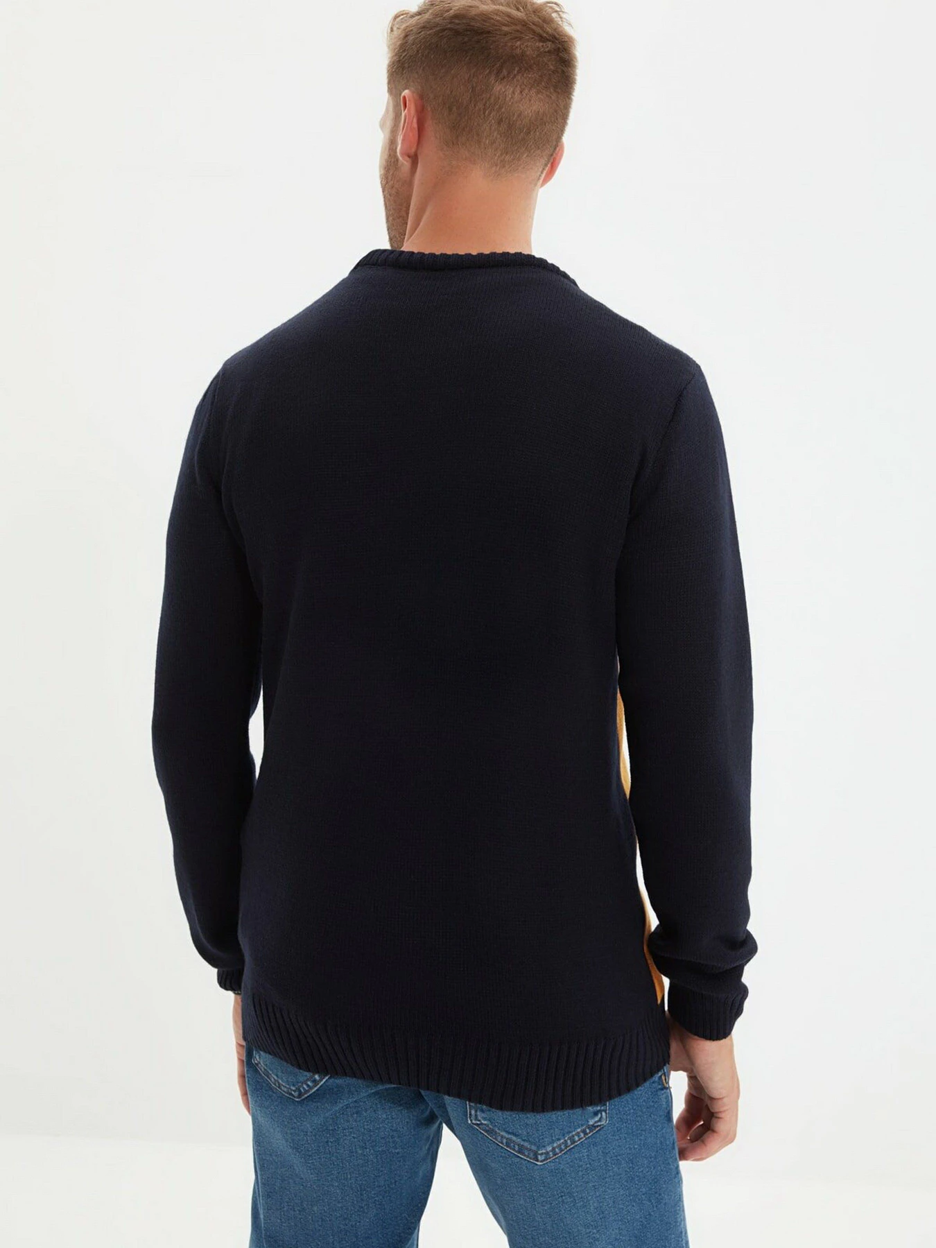 Светри та кардигани Trendyol модель TMNAW22KZ0126/Lacivert Светри та кардигани Trendyol модель TMNAW22KZ0126/Lacivert Фото