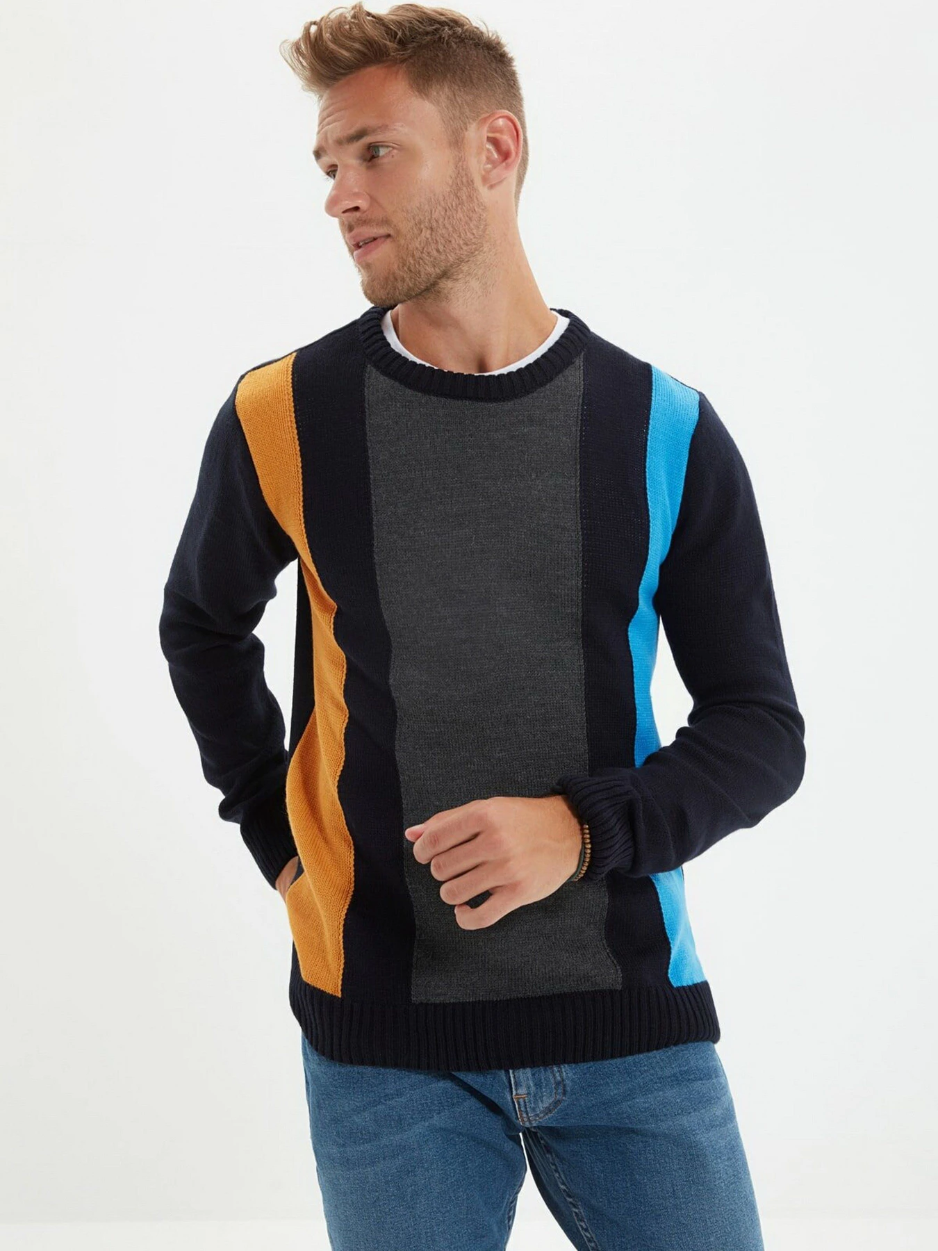 Светри та кардигани Trendyol модель TMNAW22KZ0126/Lacivert Светри та кардигани Trendyol модель TMNAW22KZ0126/Lacivert Фото