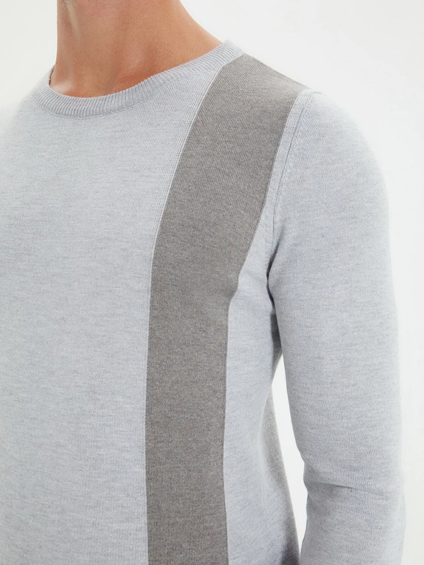 Светри та кардигани Trendyol модель TMNAW22KZ0585/Gri Светри та кардигани Trendyol модель TMNAW22KZ0585/Gri Фото