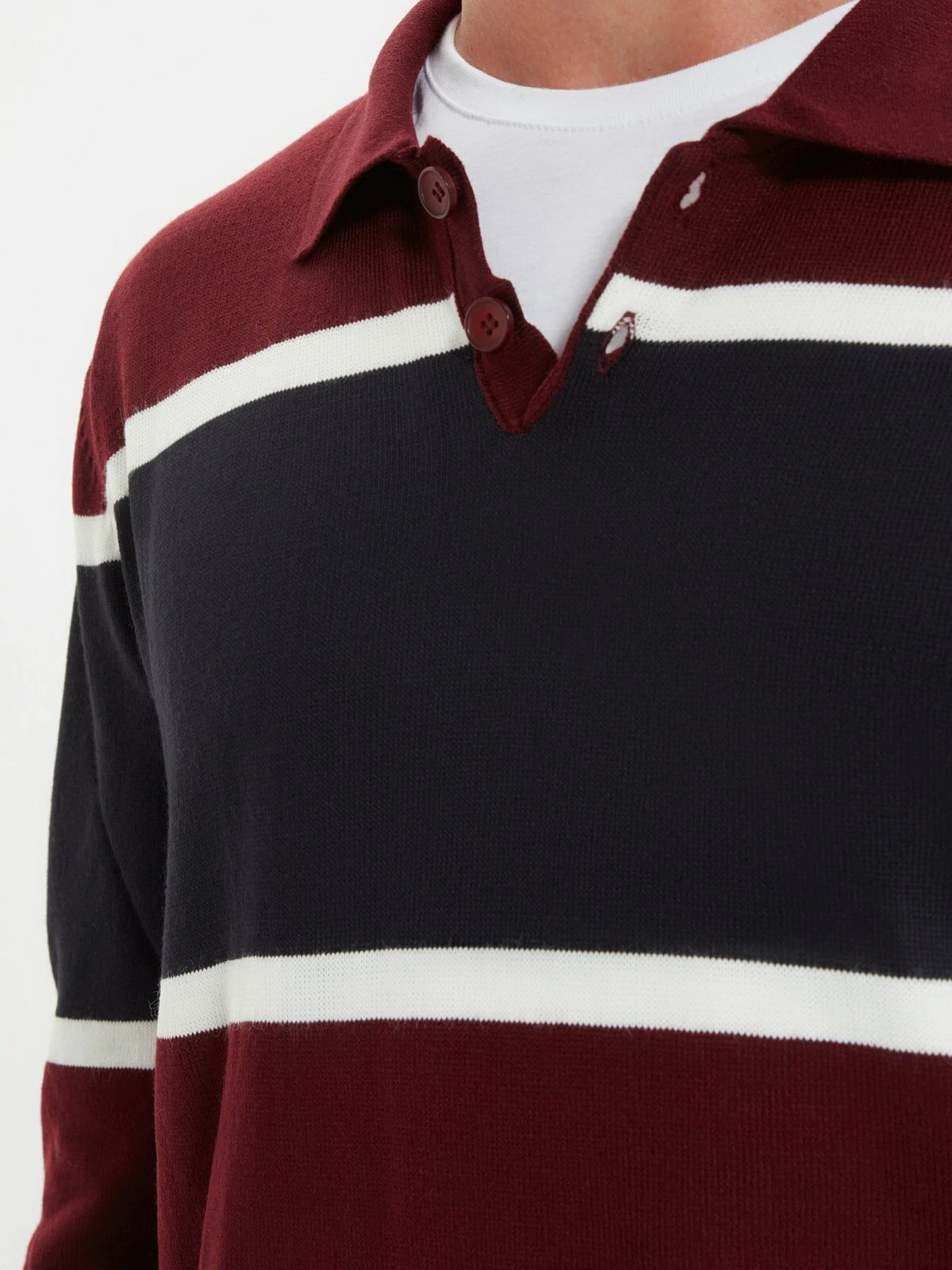 Футболки и поло Trendyol модель TMNAW22KZ0651/Bordo Футболки и поло Trendyol модель TMNAW22KZ0651/Bordo Фото
