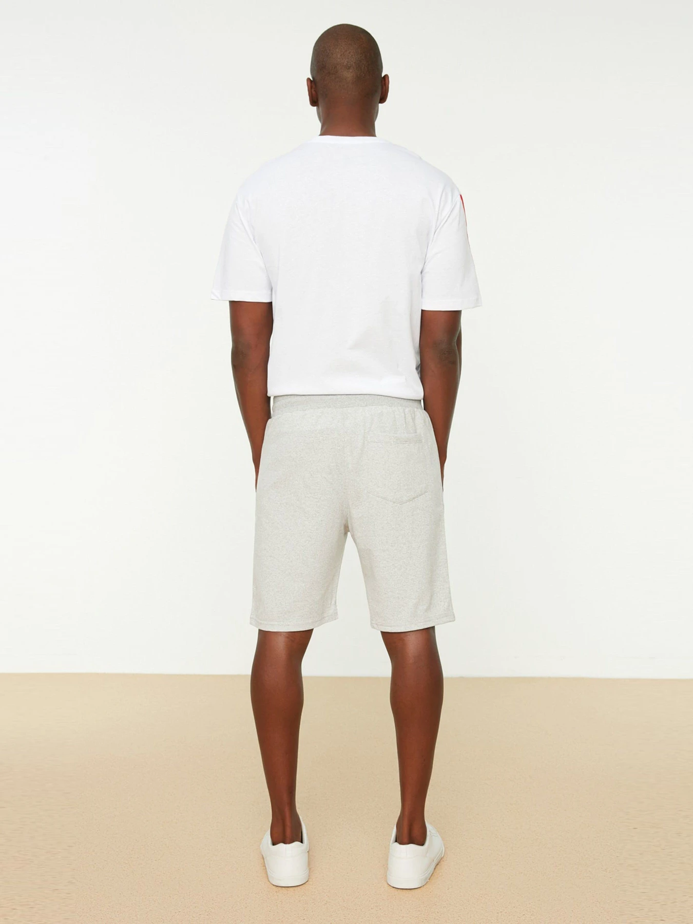 Шорты Trendyol модель TMNSS20SR0080/Gri Шорты Trendyol модель TMNSS20SR0080/Gri Фото