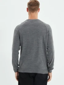 Светри та кардигани Trendyol модель TMNAW22KZ0655/Gri Фото