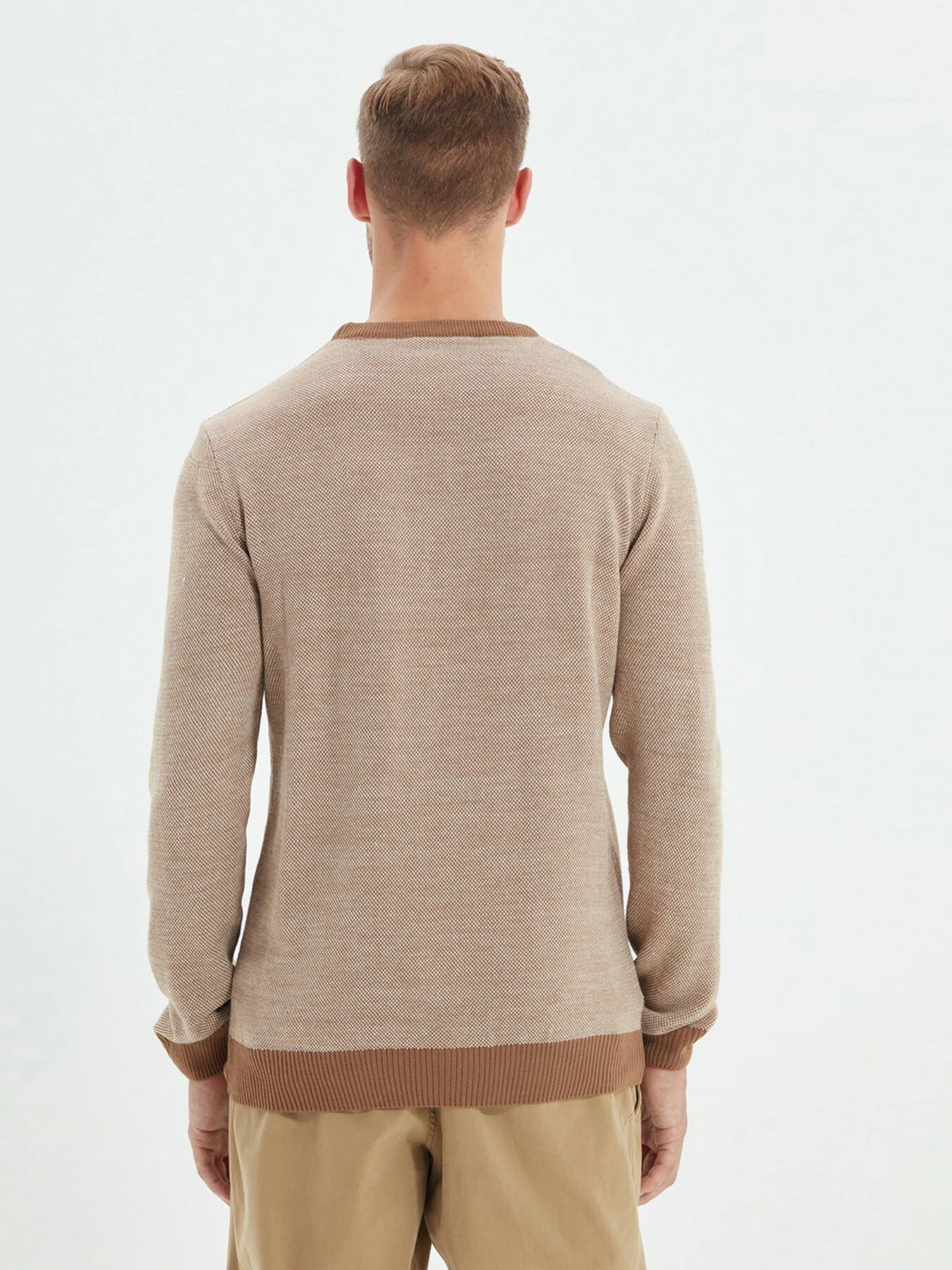 Светри та кардигани Trendyol модель TMNAW22KZ0661/Vizon Светри та кардигани Trendyol модель TMNAW22KZ0661/Vizon Фото
