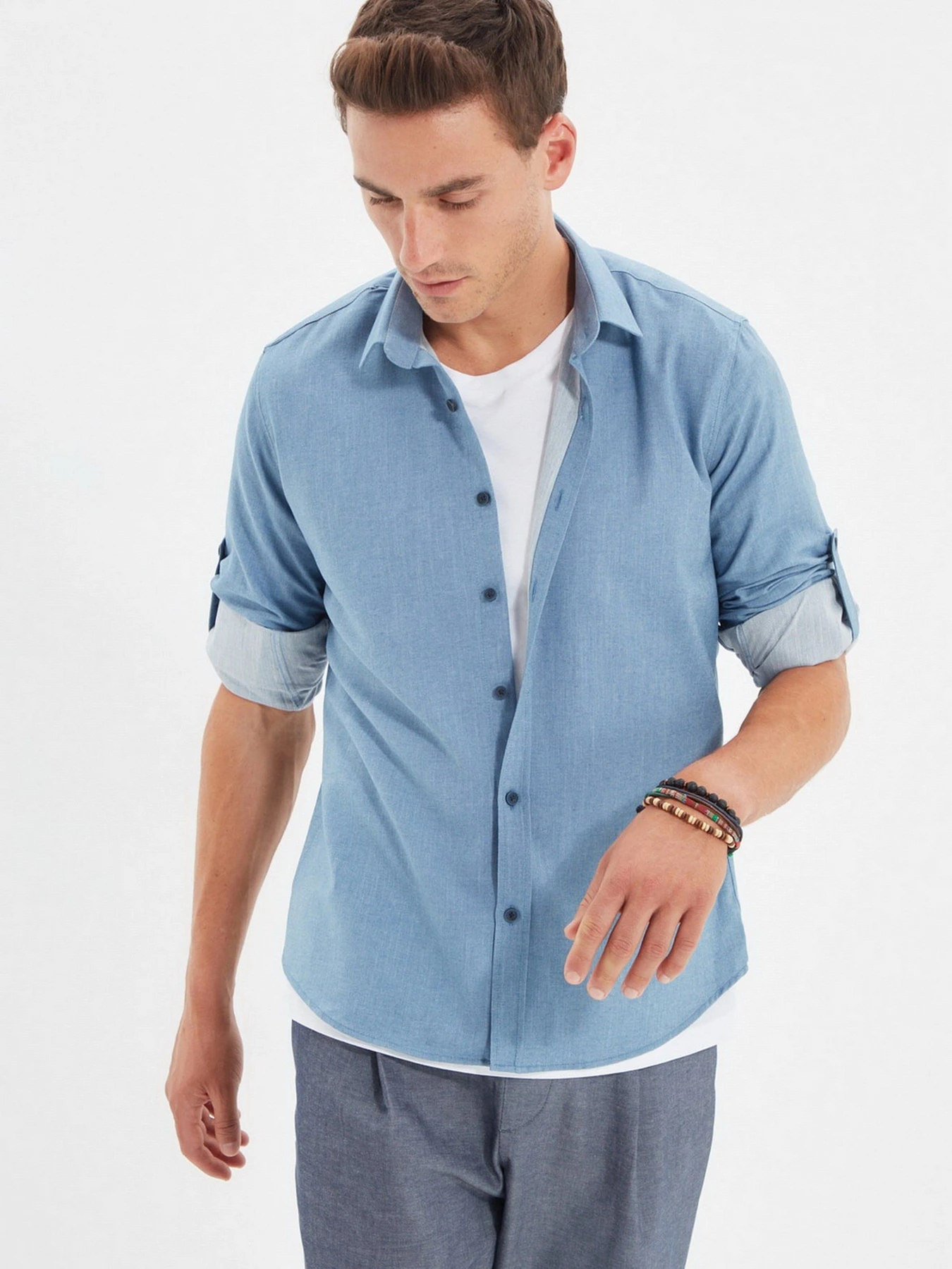 Рубашки Trendyol модель TMNAW22GO0364/Mavi Рубашки Trendyol модель TMNAW22GO0364/Mavi Фото