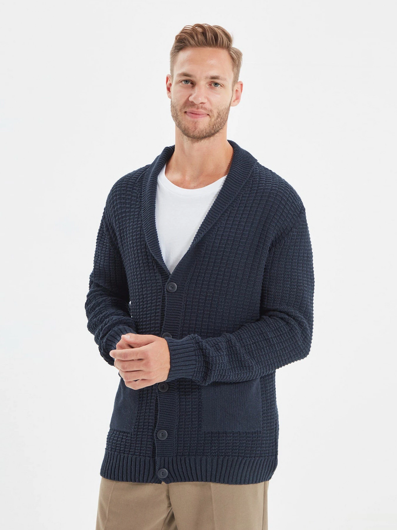 Светри та кардигани Trendyol модель TMNAW22HI0078/Lacivert Светри та кардигани Trendyol модель TMNAW22HI0078/Lacivert Фото