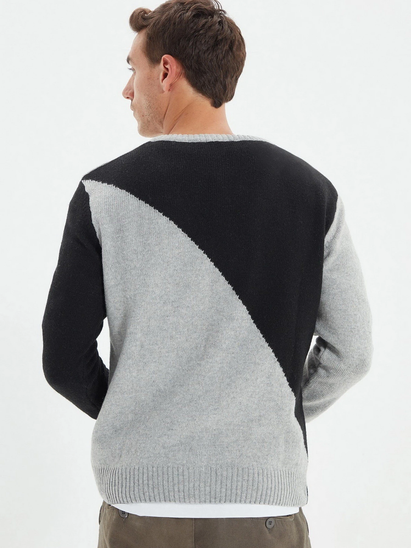 Светри та кардигани Trendyol модель TMNAW22HI0202/Gri Светри та кардигани Trendyol модель TMNAW22HI0202/Gri Фото