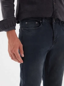 Джинси Trendyol Slim модель TMNAW22JE0020/Lacivert Фото