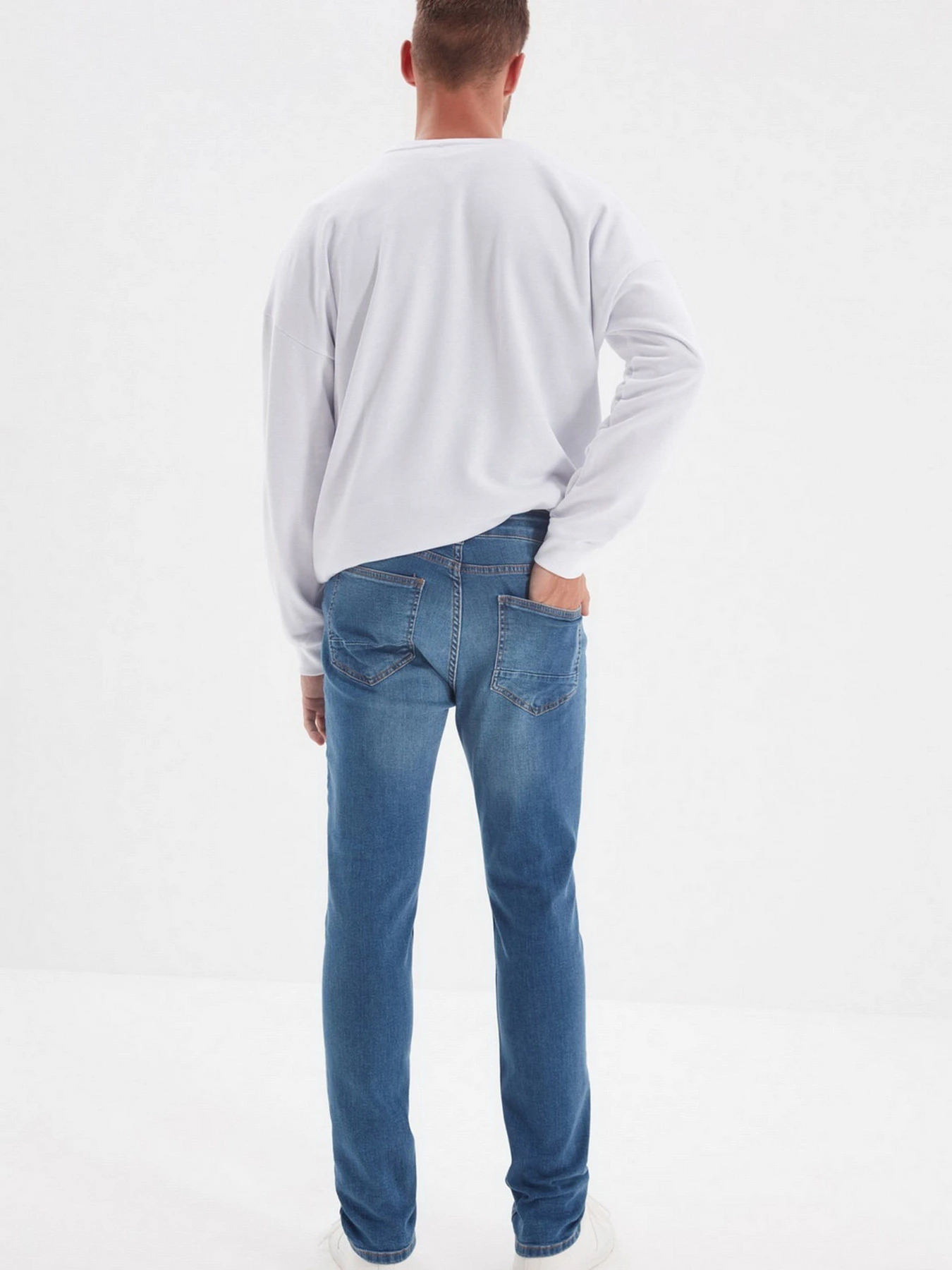 Джинсы Trendyol Skinny модель TMNAW22JE0063/Mavi Джинсы Trendyol Skinny модель TMNAW22JE0063/Mavi Фото