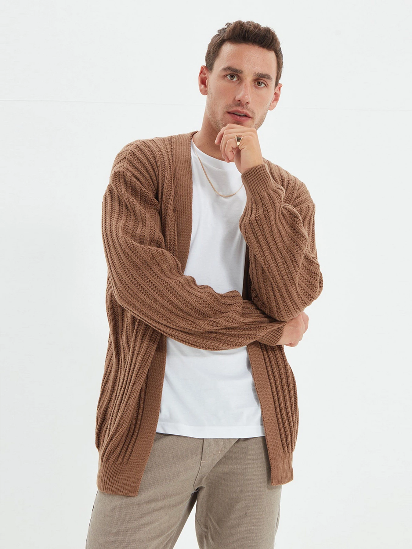 Светри та кардигани Trendyol модель TMNAW22KZ0138/Vizon Светри та кардигани Trendyol модель TMNAW22KZ0138/Vizon Фото