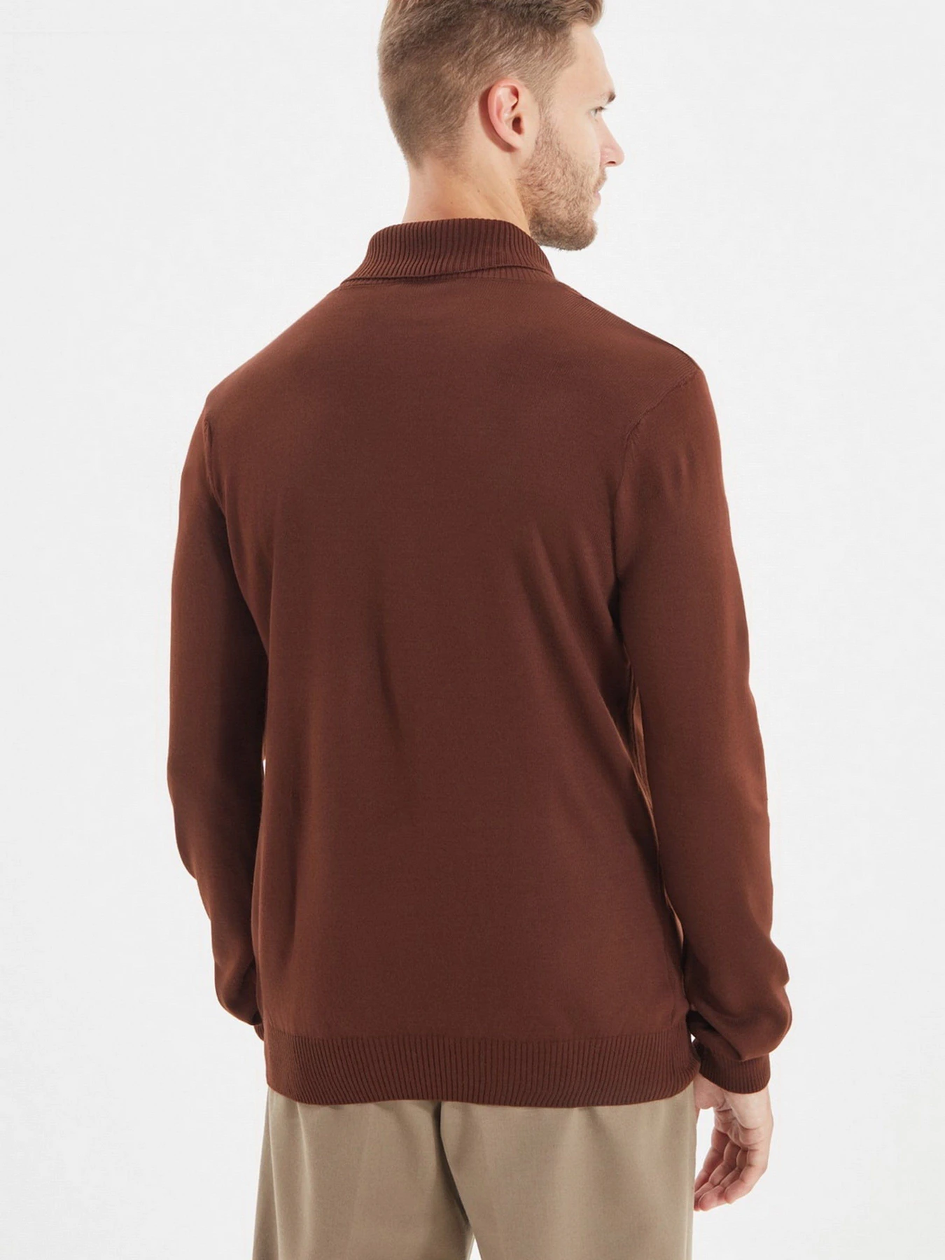 Светри та кардигани Trendyol модель TMNAW22KZ0154/Kahverengi Светри та кардигани Trendyol модель TMNAW22KZ0154/Kahverengi Фото