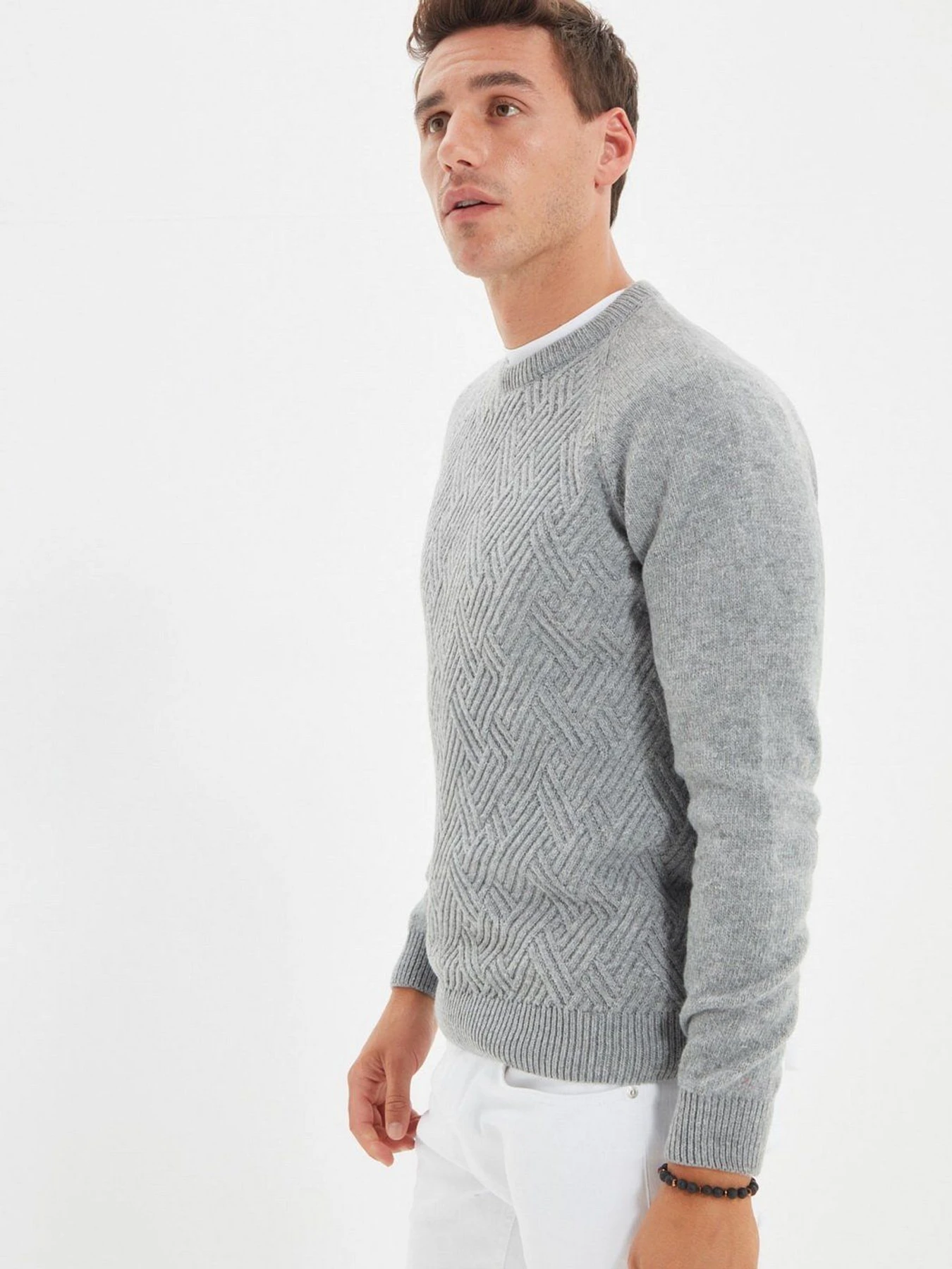 Светри та кардигани Trendyol модель TMNAW22KZ0290/Gri Светри та кардигани Trendyol модель TMNAW22KZ0290/Gri Фото