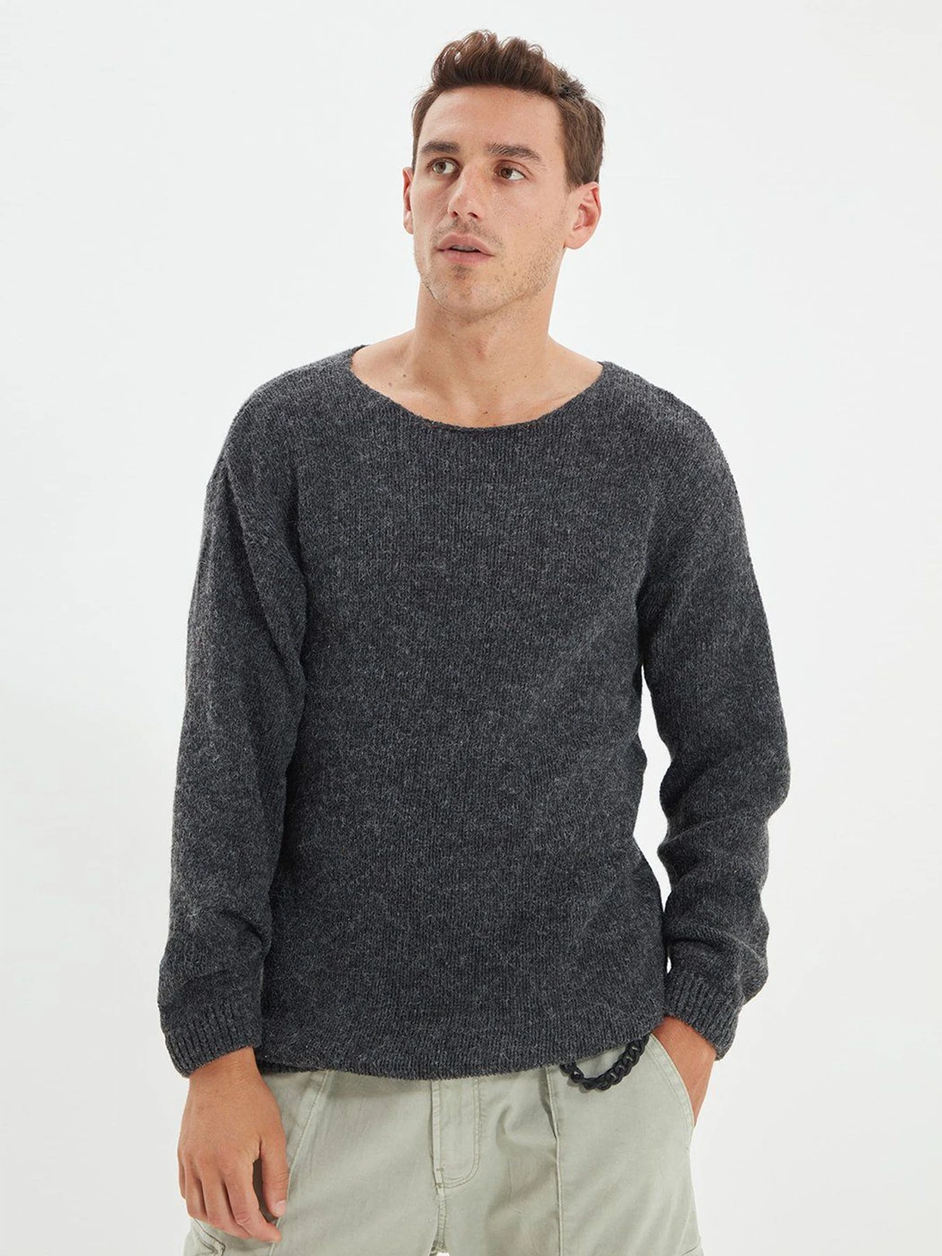Светри та кардигани Trendyol модель TMNAW22KZ0292/Antrasit Светри та кардигани Trendyol модель TMNAW22KZ0292/Antrasit Фото