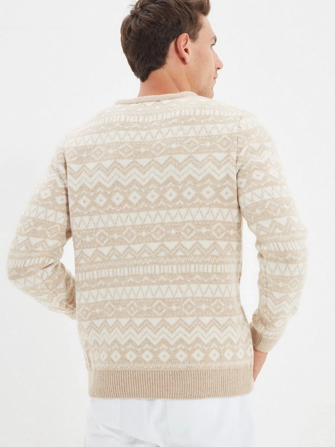 Светри та кардигани Trendyol модель TMNAW22KZ0298/Camel Светри та кардигани Trendyol модель TMNAW22KZ0298/Camel Фото