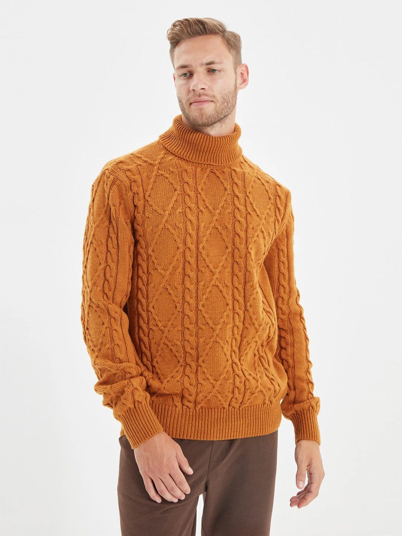 Свитры и кардиганы Trendyol модель TMNAW22KZ0317/Camel Свитры и кардиганы Trendyol модель TMNAW22KZ0317/Camel Фото