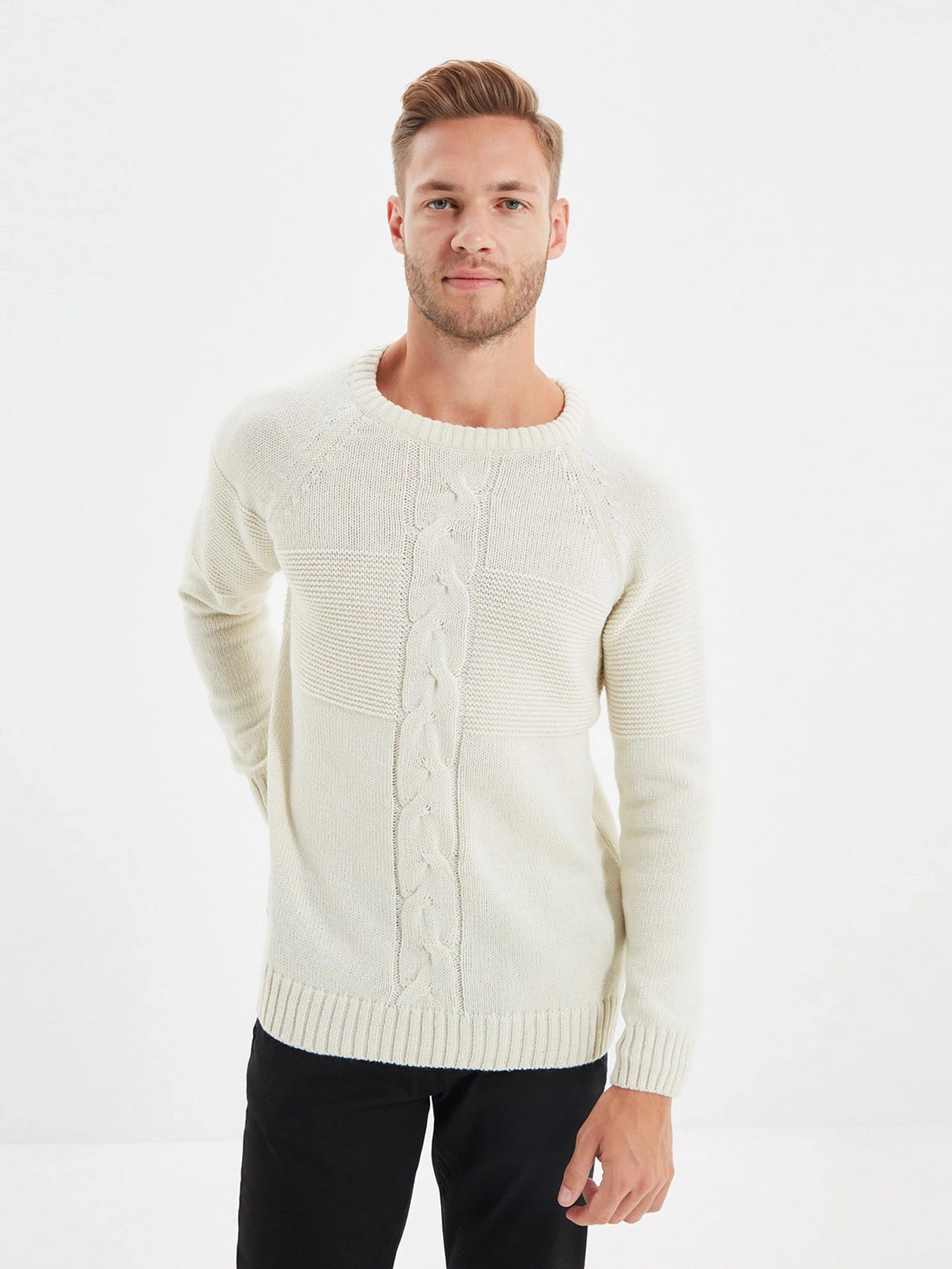 Светри та кардигани Trendyol модель TMNAW22KZ0320/Beyaz Светри та кардигани Trendyol модель TMNAW22KZ0320/Beyaz Фото