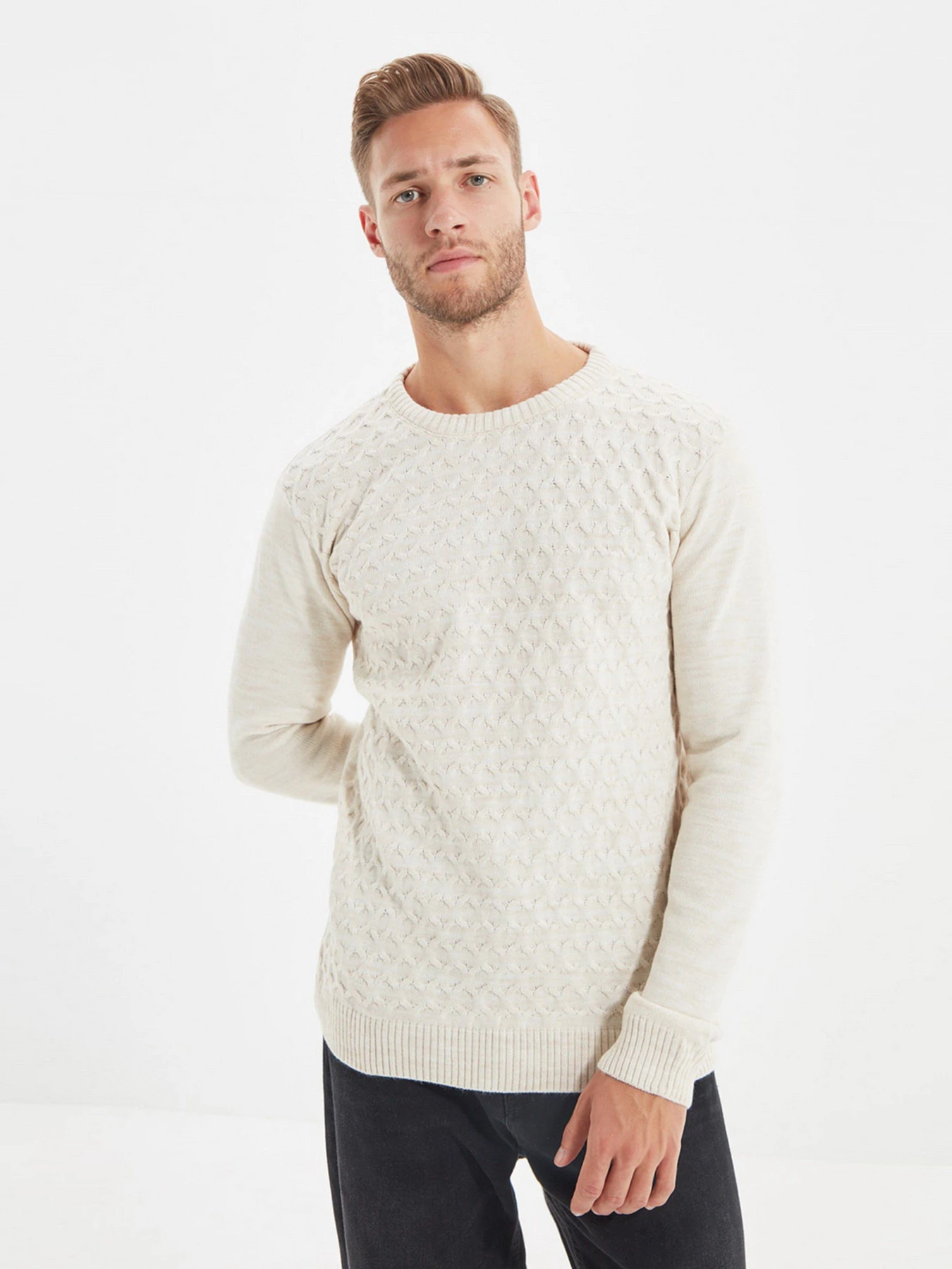 Свитры и кардиганы Trendyol модель TMNAW22KZ0374/Bej Свитры и кардиганы Trendyol модель TMNAW22KZ0374/Bej Фото