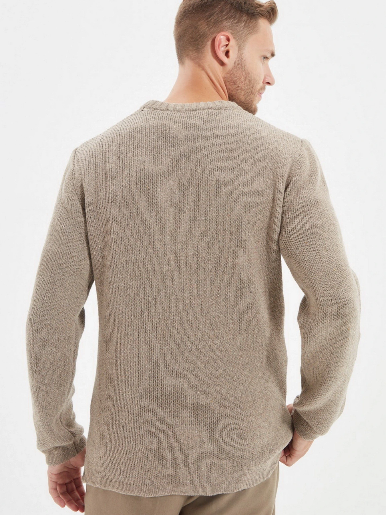 Светри та кардигани Trendyol модель TMNAW22KZ0404/Vizon Светри та кардигани Trendyol модель TMNAW22KZ0404/Vizon Фото