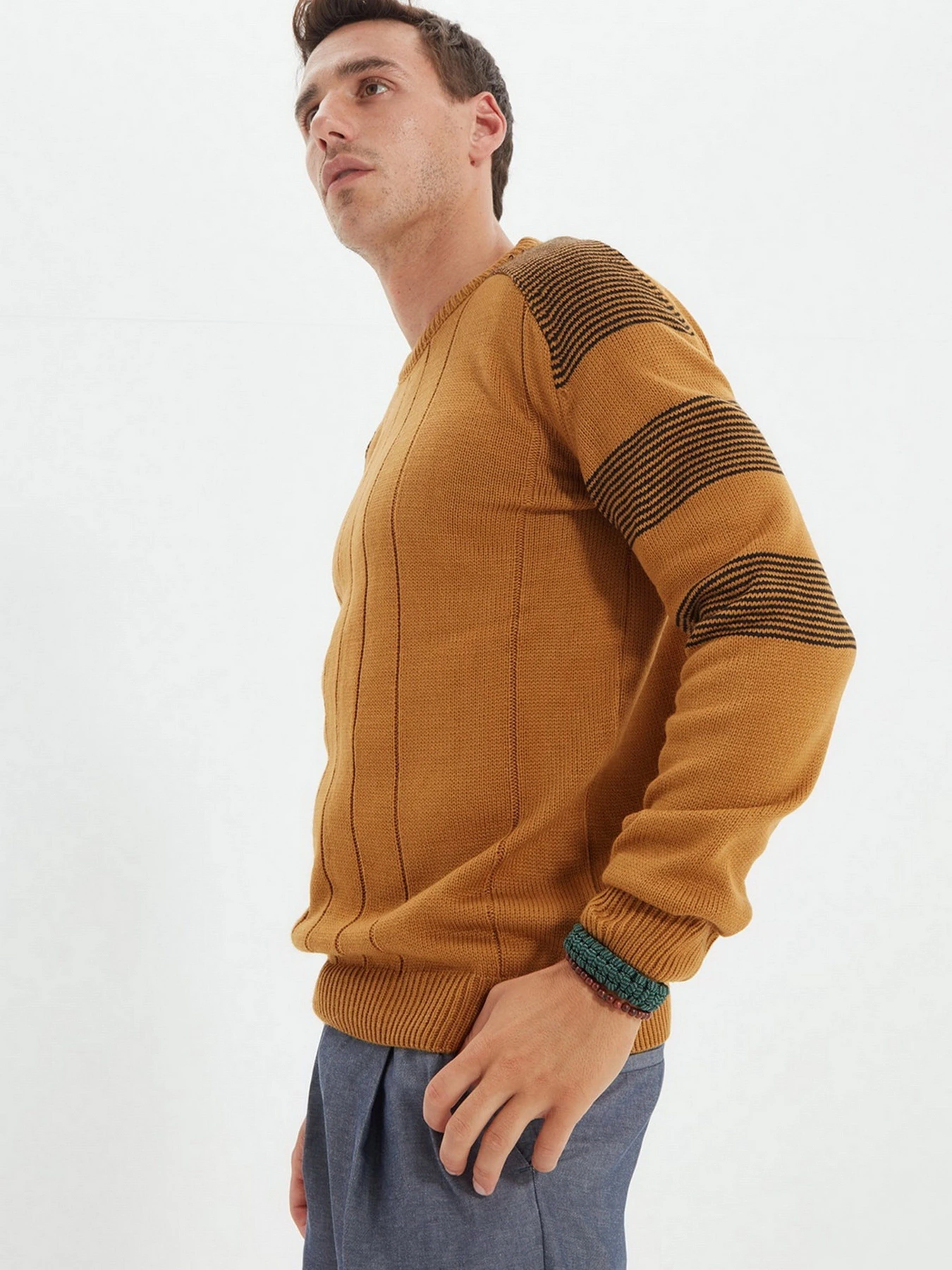 Светри та кардигани Trendyol модель TMNAW22KZ0602/Camel Светри та кардигани Trendyol модель TMNAW22KZ0602/Camel Фото