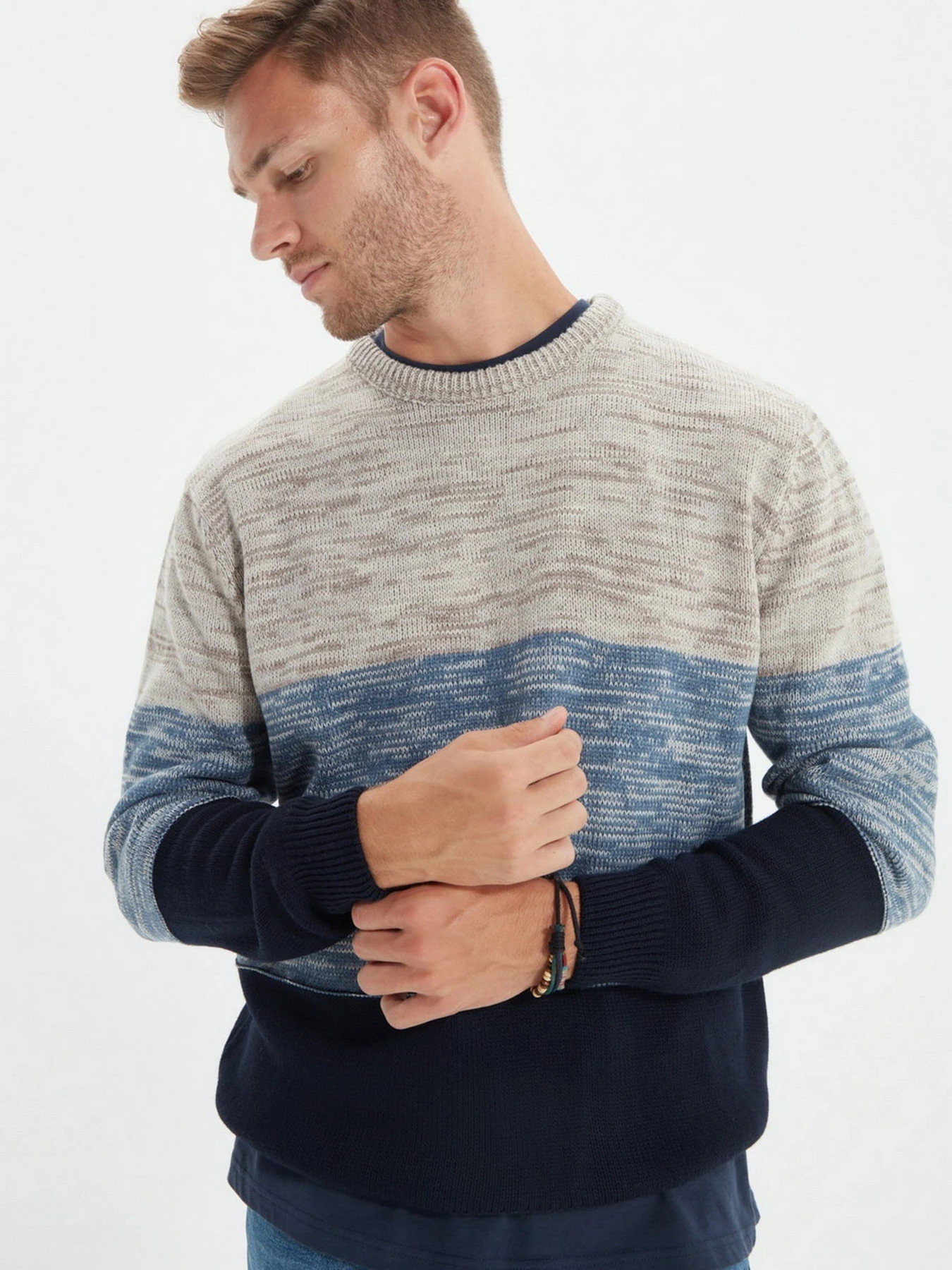 Светри та кардигани Trendyol модель TMNAW22KZ0650/Indigo Светри та кардигани Trendyol модель TMNAW22KZ0650/Indigo Фото