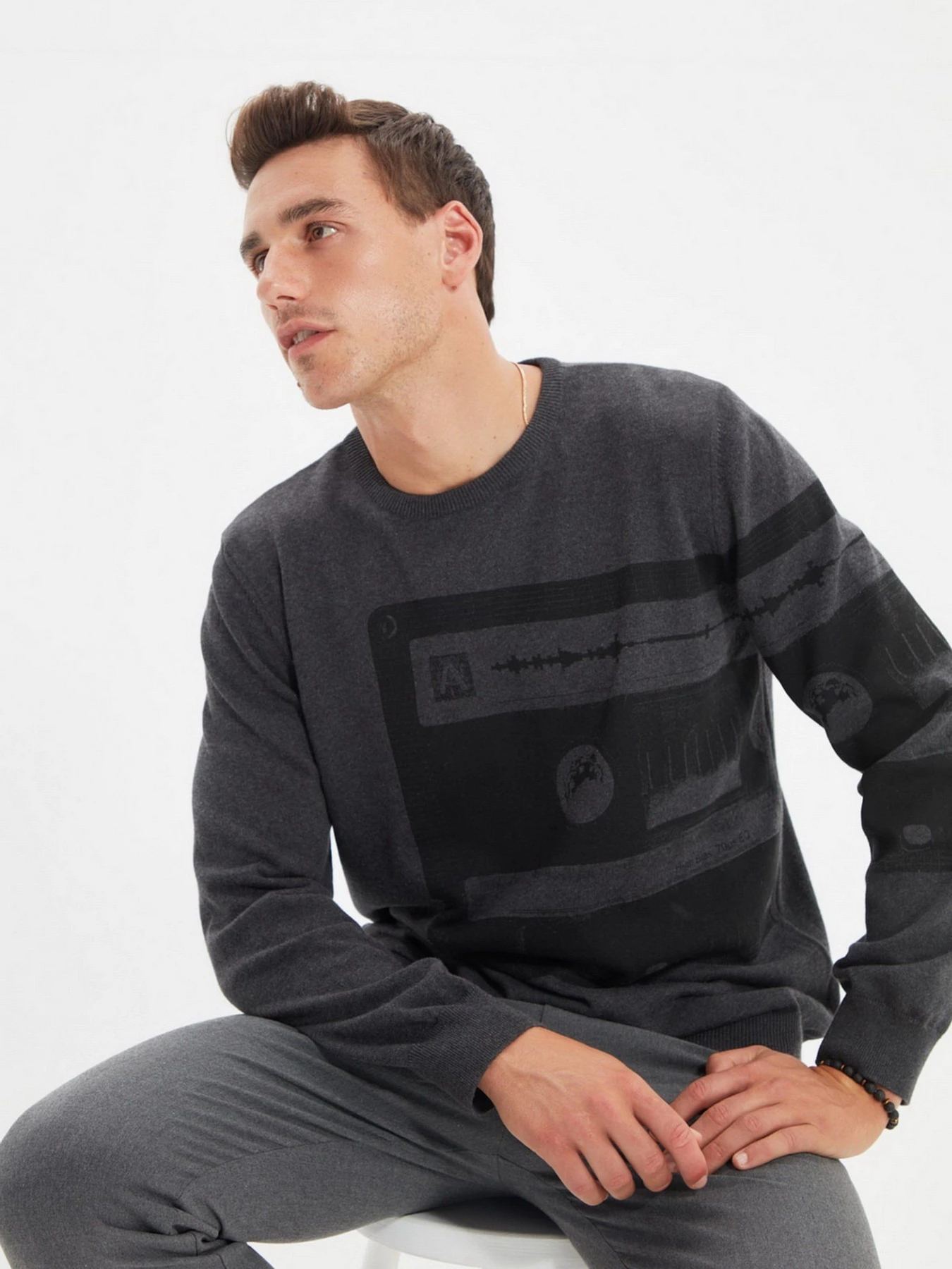 Светри та кардигани Trendyol модель TMNAW22KZ1417/Gri Светри та кардигани Trendyol модель TMNAW22KZ1417/Gri Фото