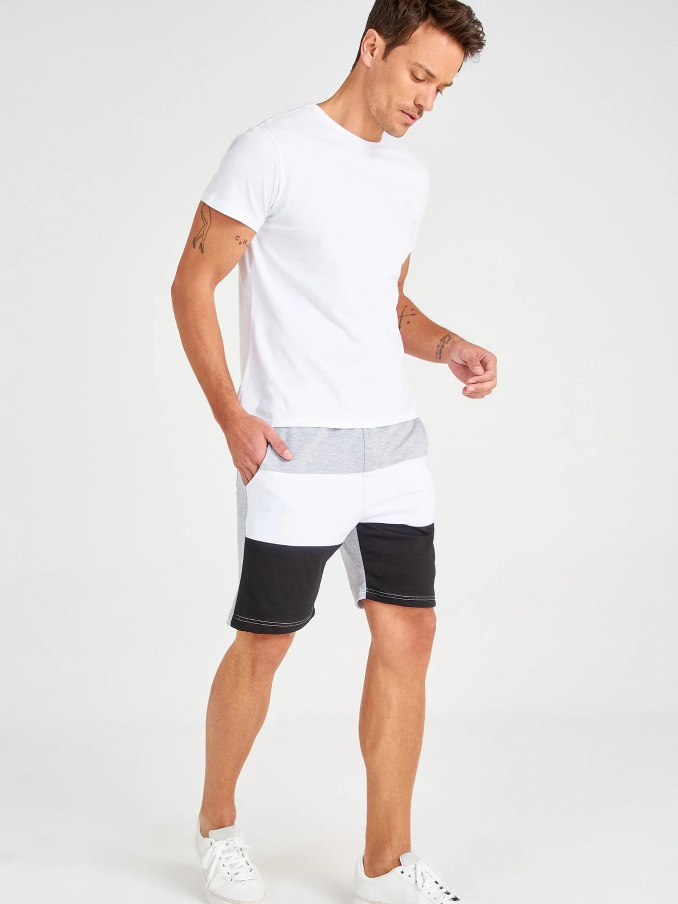 Шорти Trendyol модель TMNSS20SR0072/Gri Шорти Trendyol модель TMNSS20SR0072/Gri Фото