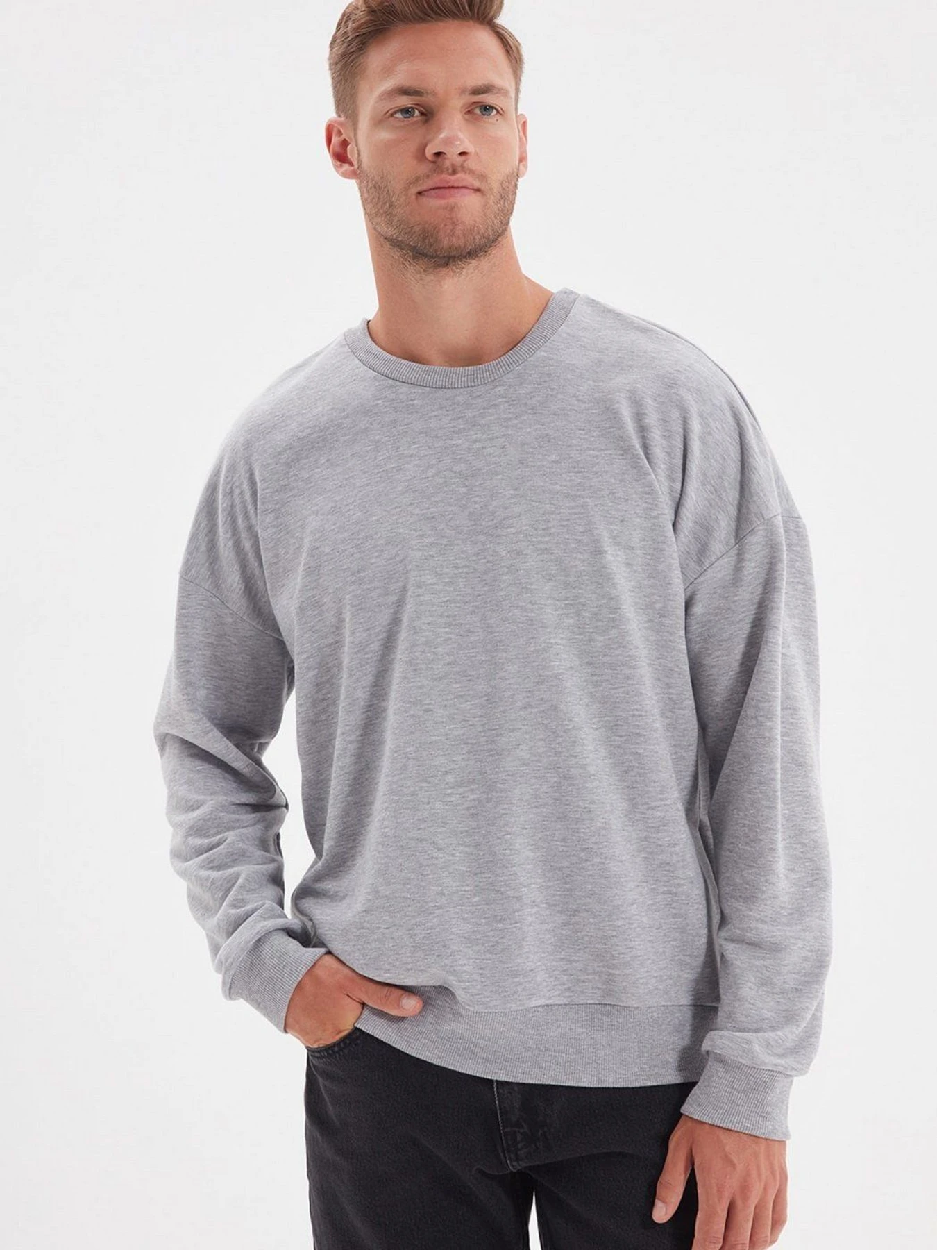 Худи и свитшоты Trendyol модель TMNAW22SW0612/Gri Худи и свитшоты Trendyol модель TMNAW22SW0612/Gri Фото