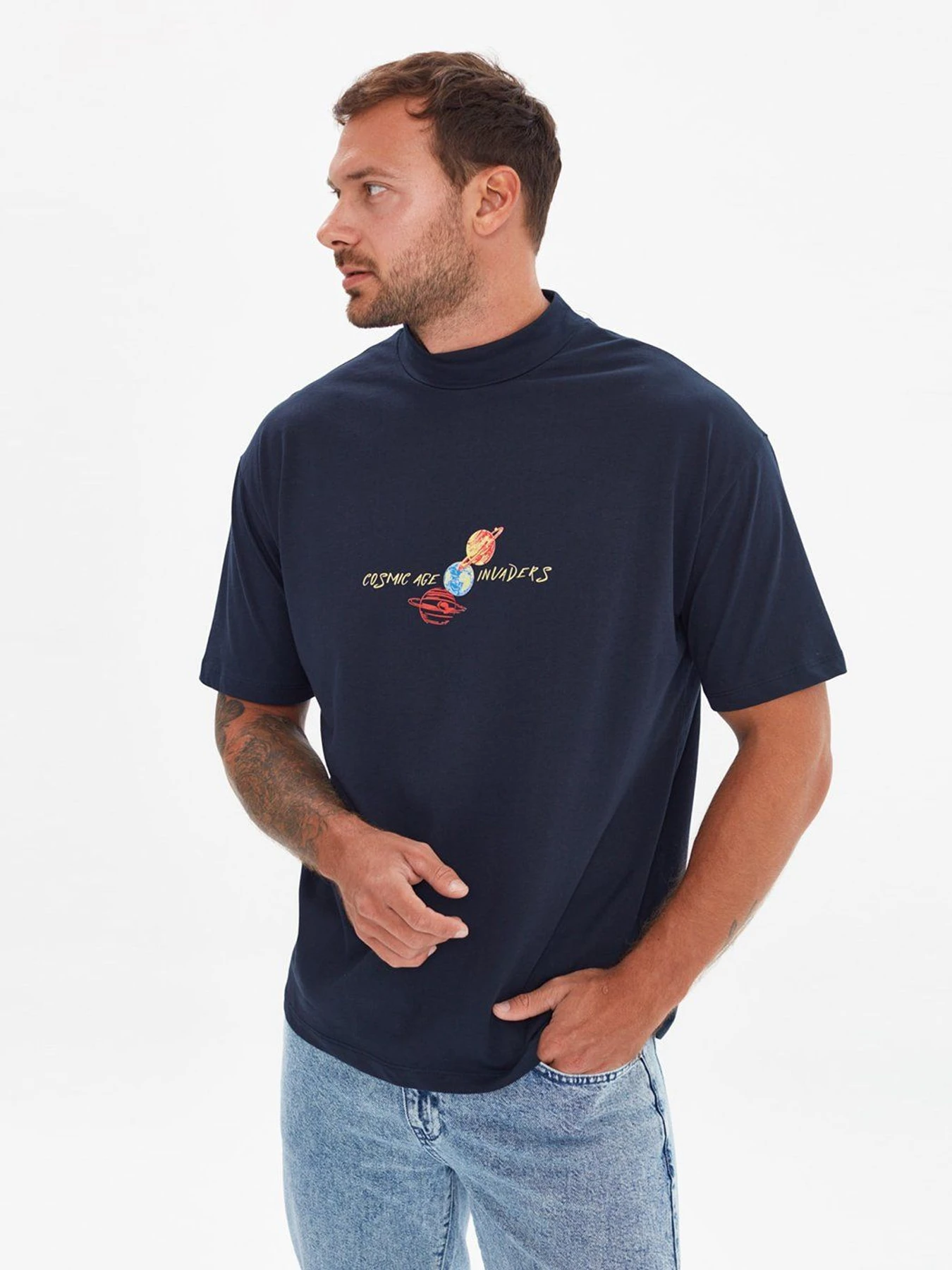 Футболки и поло Trendyol модель TMNSS21TS0381/Lacivert Футболки и поло Trendyol модель TMNSS21TS0381/Lacivert Фото