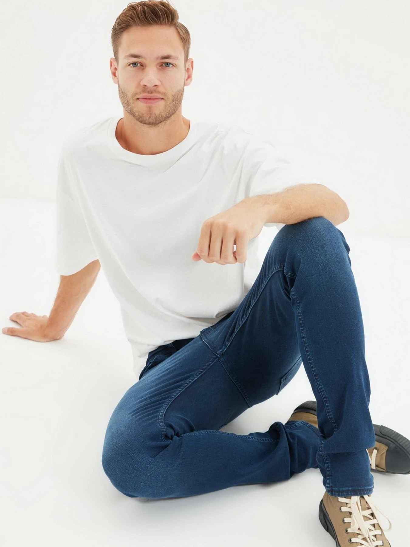 Джинси Trendyol Skinny модель TMNAW22JE0799/Indigo Джинси Trendyol Skinny модель TMNAW22JE0799/Indigo Фото