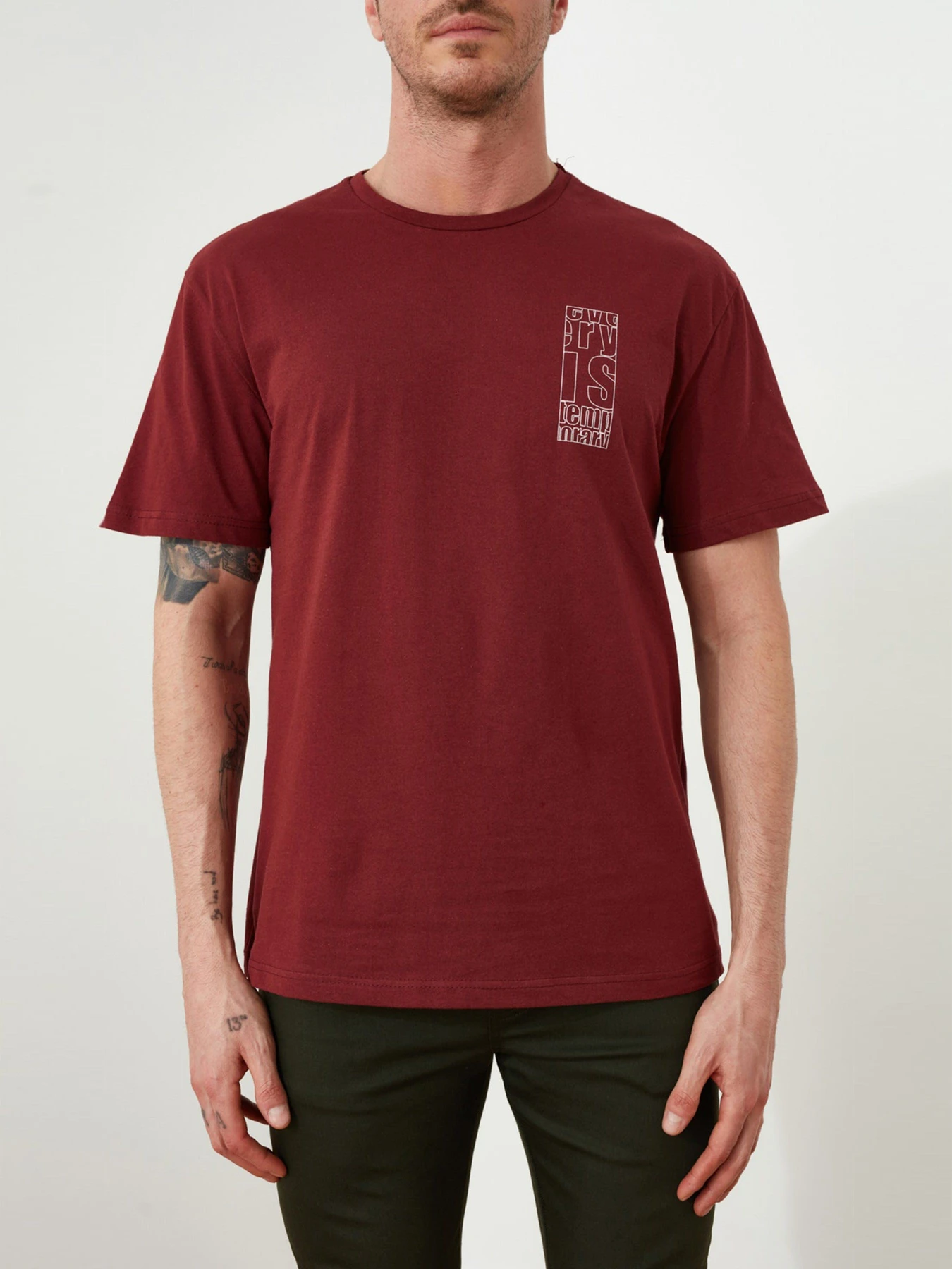 Футболки и поло Trendyol модель TMNSS20TS0656/Bordo Футболки и поло Trendyol модель TMNSS20TS0656/Bordo Фото