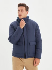 Куртки та дублянки Trendyol модель TMNAW22MO0090/Lacivert Фото