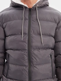 Куртки та дублянки Trendyol модель TMNAW22MO0129/Fume Фото