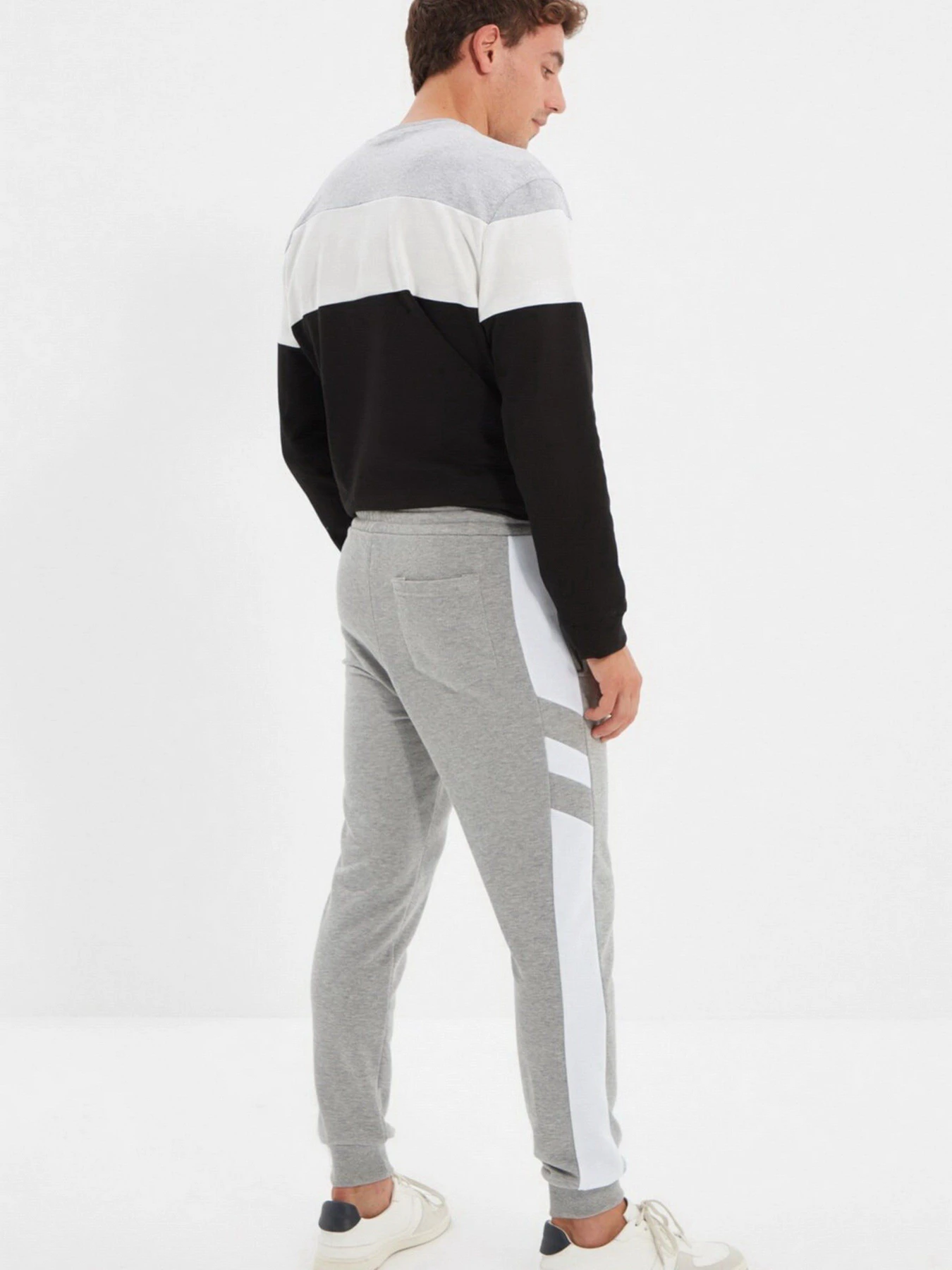 Брюки Trendyol модель TMNAW22EA0219/Gri Фото