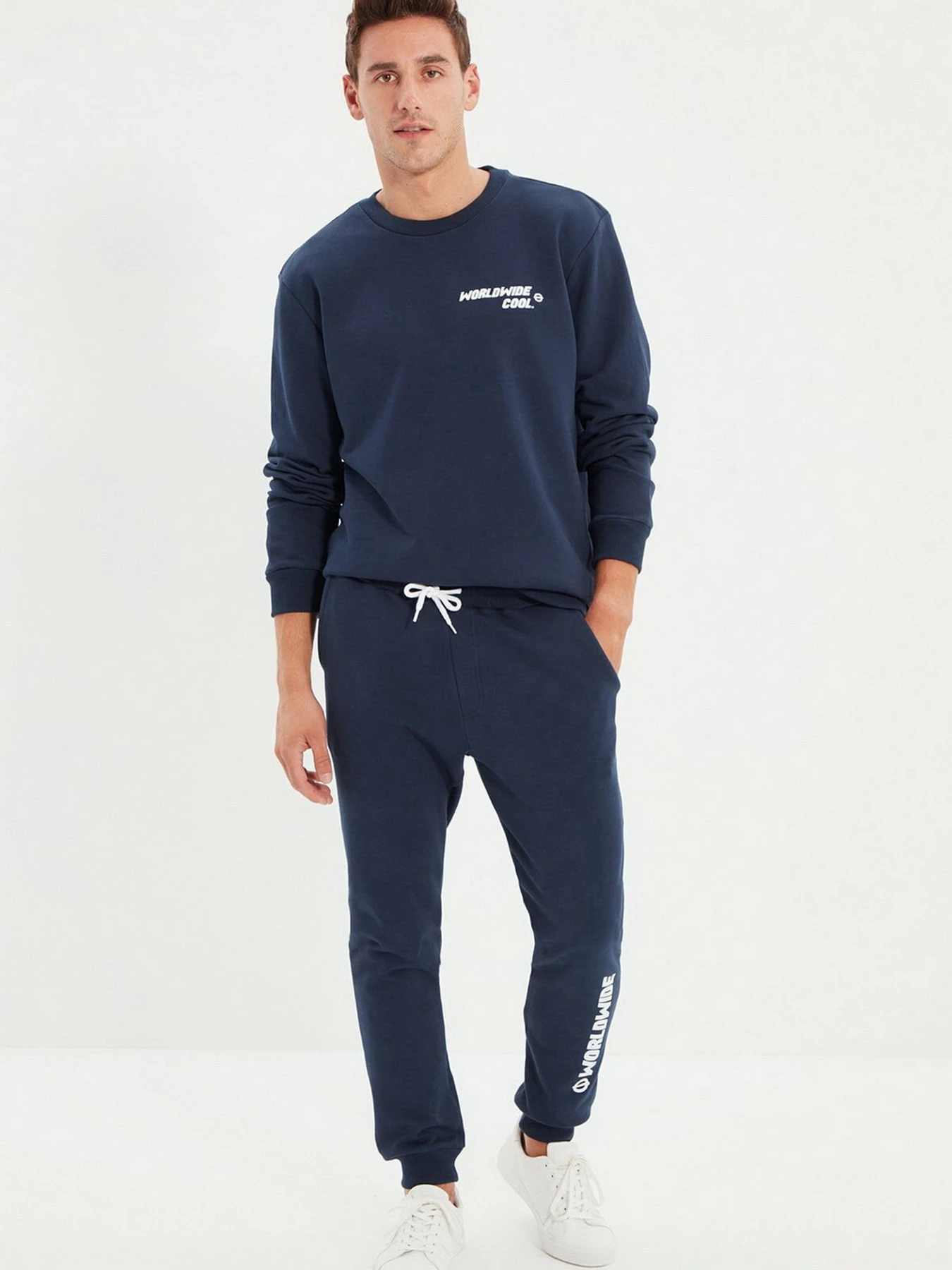 Брюки Trendyol модель TMNAW22EA0299/Lacivert Фото