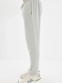 Брюки Trendyol модель TMNSS20EA0070/Gri Фото