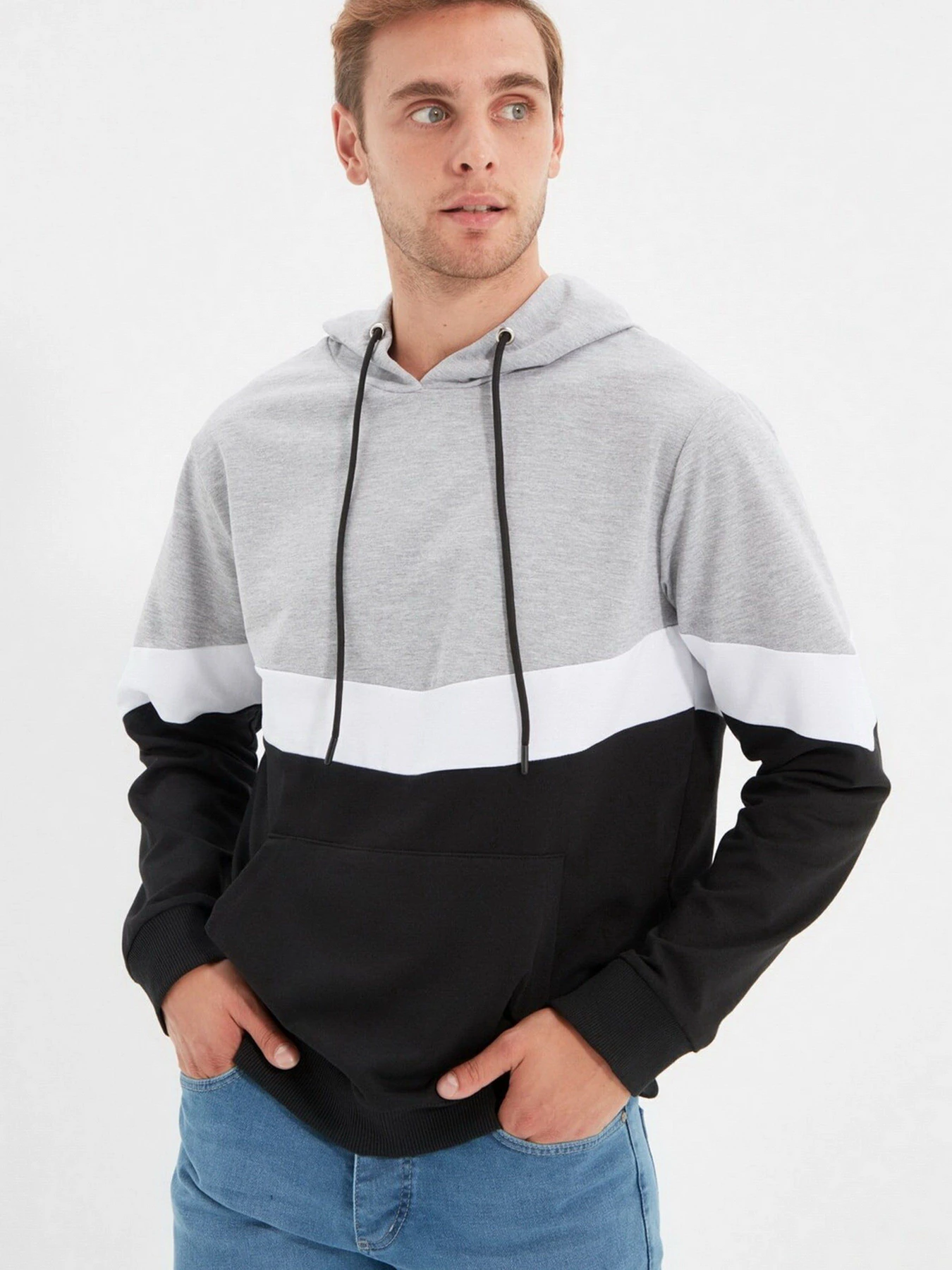 Худи и свитшоты Trendyol модель TMNAW20SW0208/Gri Худи и свитшоты Trendyol модель TMNAW20SW0208/Gri Фото