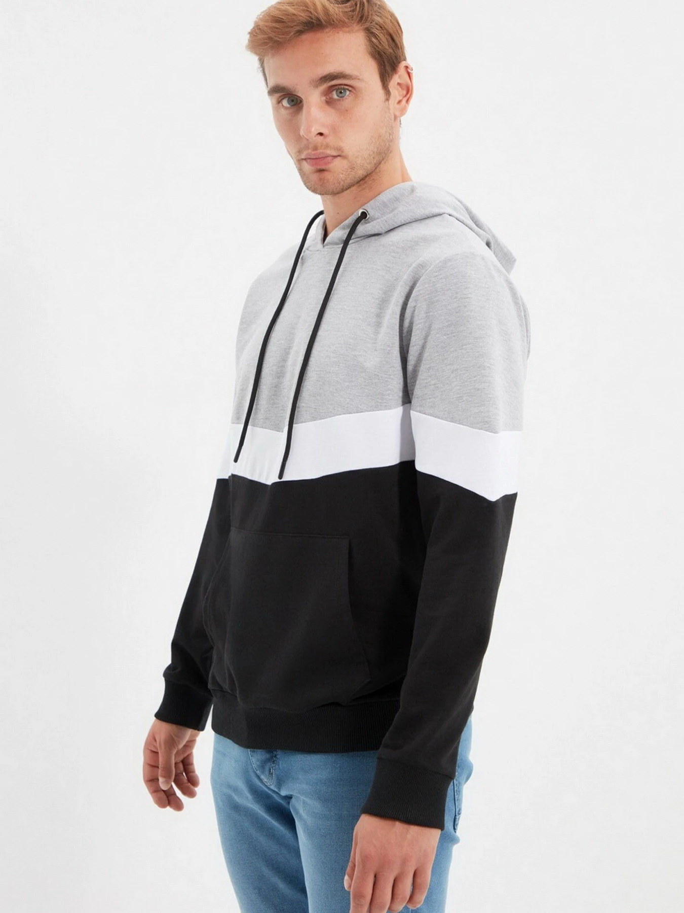 Худи и свитшоты Trendyol модель TMNAW20SW0208/Gri Худи и свитшоты Trendyol модель TMNAW20SW0208/Gri Фото
