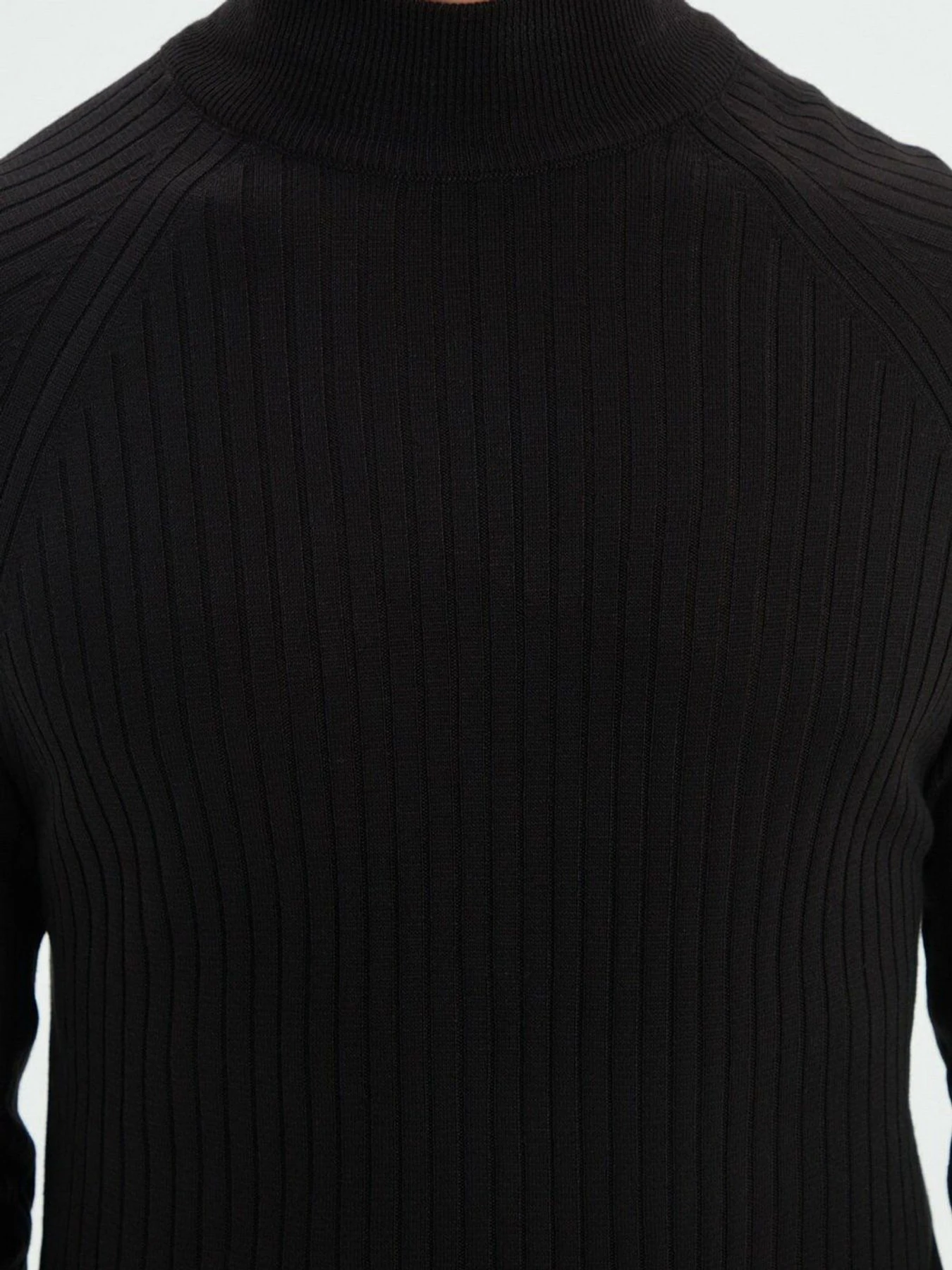 Светри та кардигани Trendyol модель TMNAW21KZ1561/Siyah Светри та кардигани Trendyol модель TMNAW21KZ1561/Siyah Фото