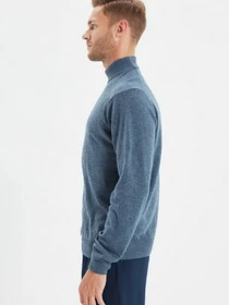Свитры и кардиганы Trendyol модель TMNAW21KZ1595/Indigo Фото