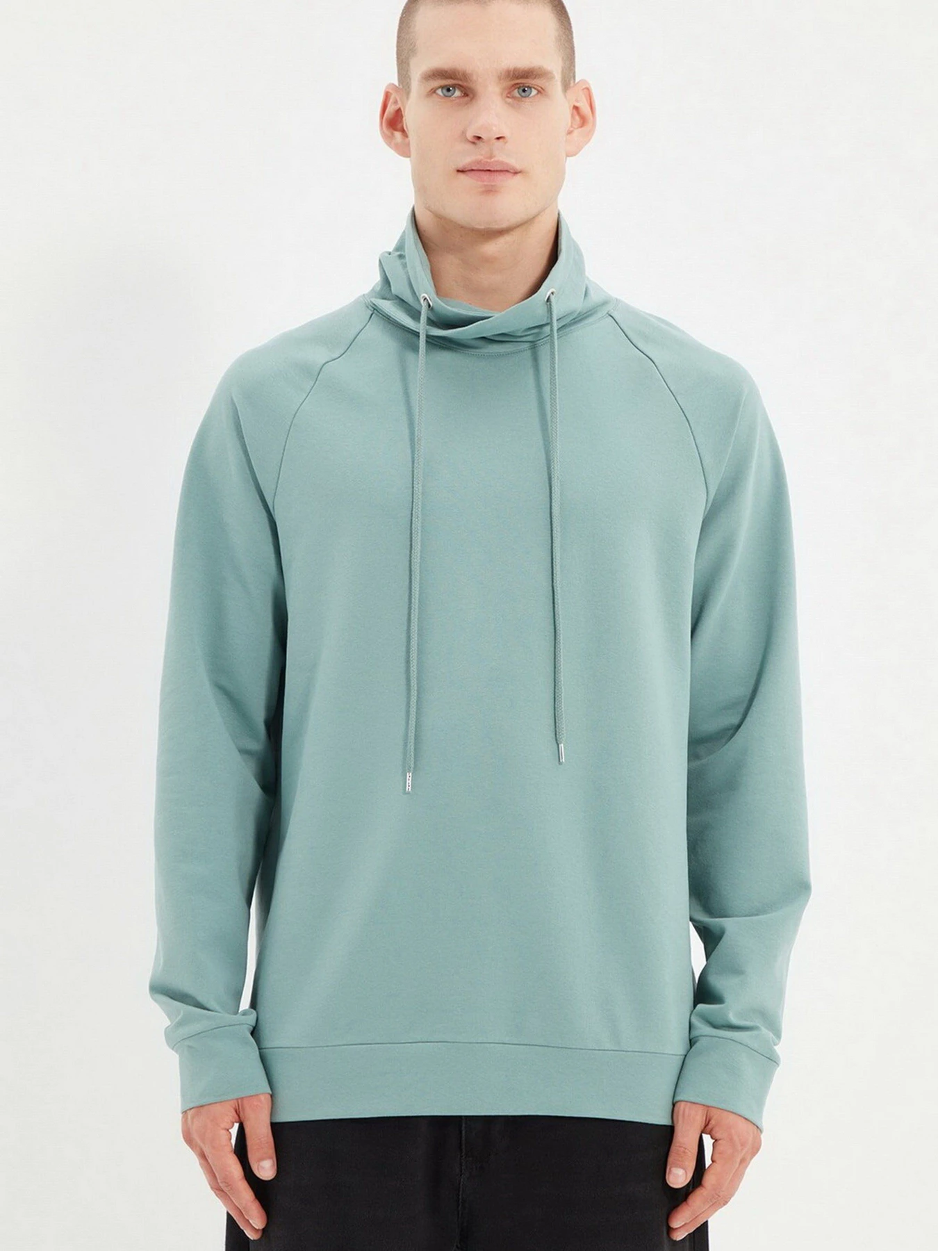 Худи и свитшоты Trendyol модель TMNAW21SW0302/Mint Худи и свитшоты Trendyol модель TMNAW21SW0302/Mint Фото
