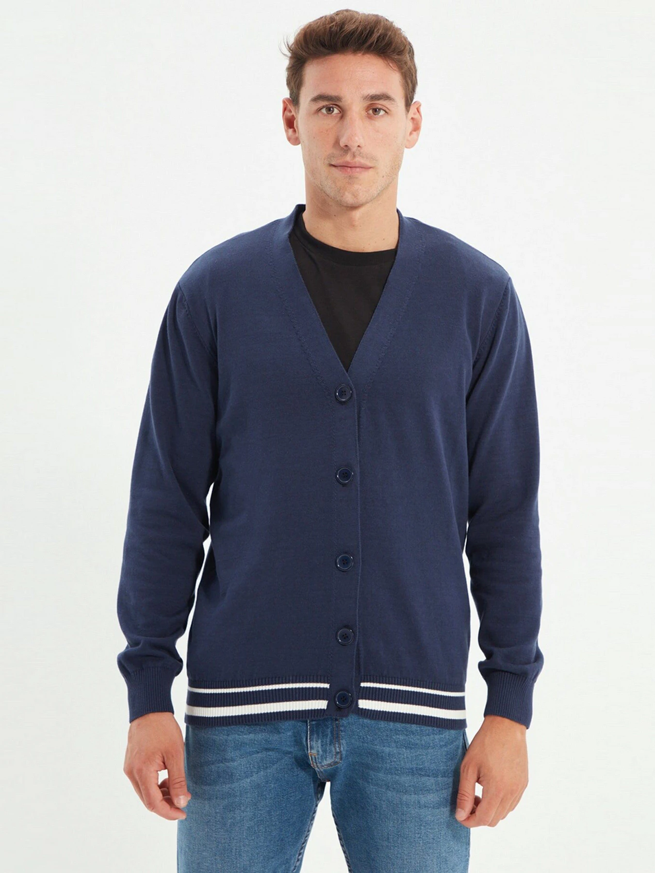 Светри та кардигани Trendyol модель TMNAW22HI0485/Lacivert Светри та кардигани Trendyol модель TMNAW22HI0485/Lacivert Фото