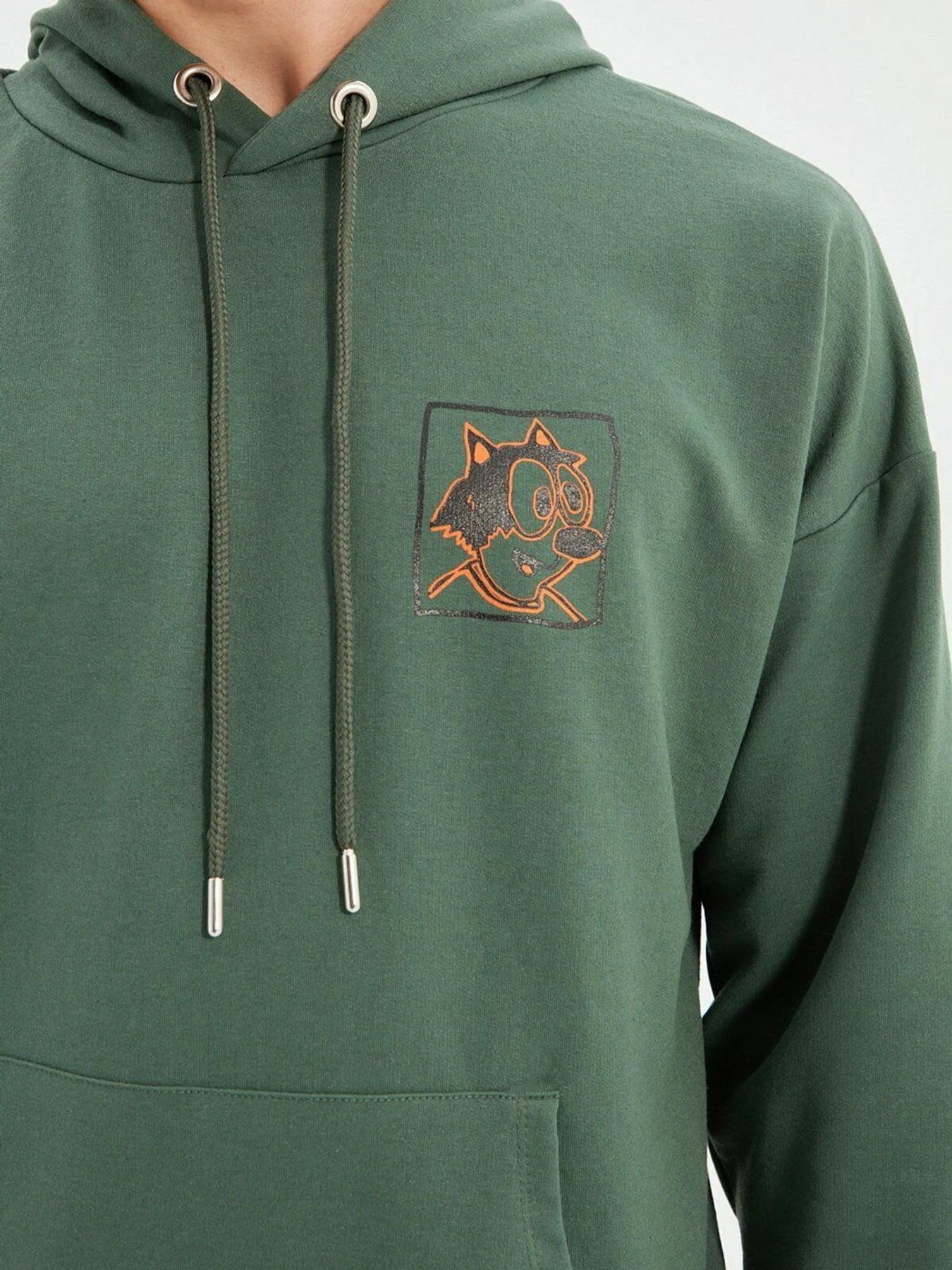 Худі та світшоти Trendyol модель TMNAW22SW0149/Yesil Худі та світшоти Trendyol модель TMNAW22SW0149/Yesil Фото