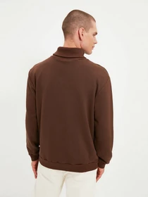 Свитры и кардиганы Trendyol модель TMNAW22SW0619/Kahverengi Фото
