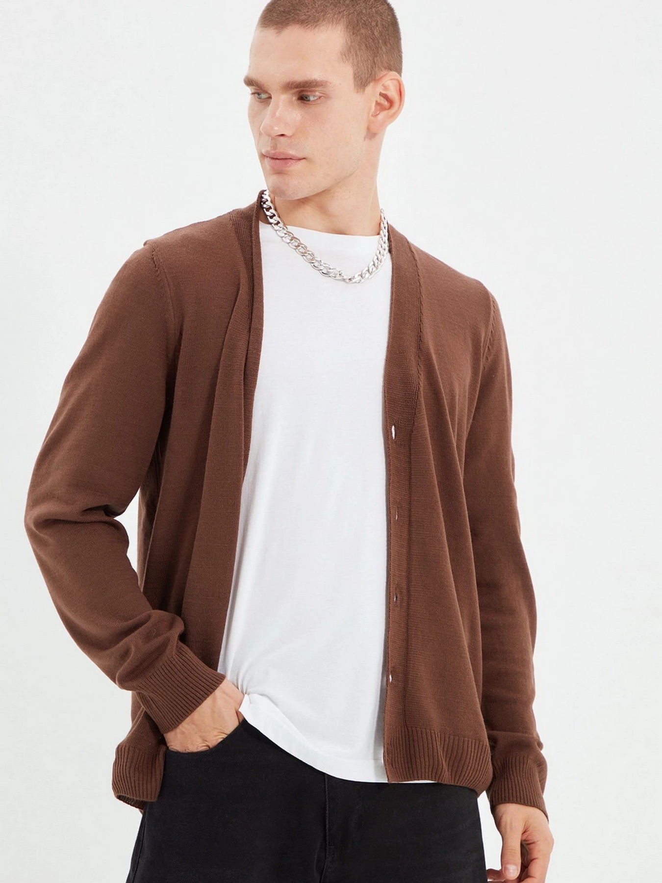 Светри та кардигани Trendyol модель TMNAW22HI0891/Kahverengi Светри та кардигани Trendyol модель TMNAW22HI0891/Kahverengi Фото