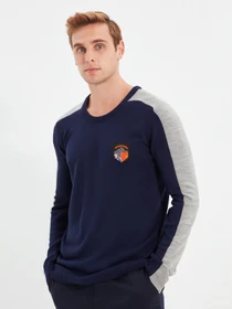 Светри та кардигани Trendyol модель TMNAW22KZ2151/Lacivert Фото