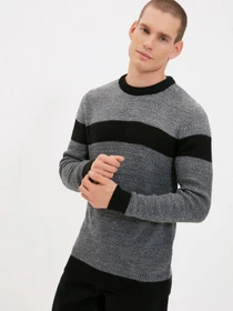 Свитры и кардиганы Trendyol модель TMNAW22KZ2498/Gri Фото