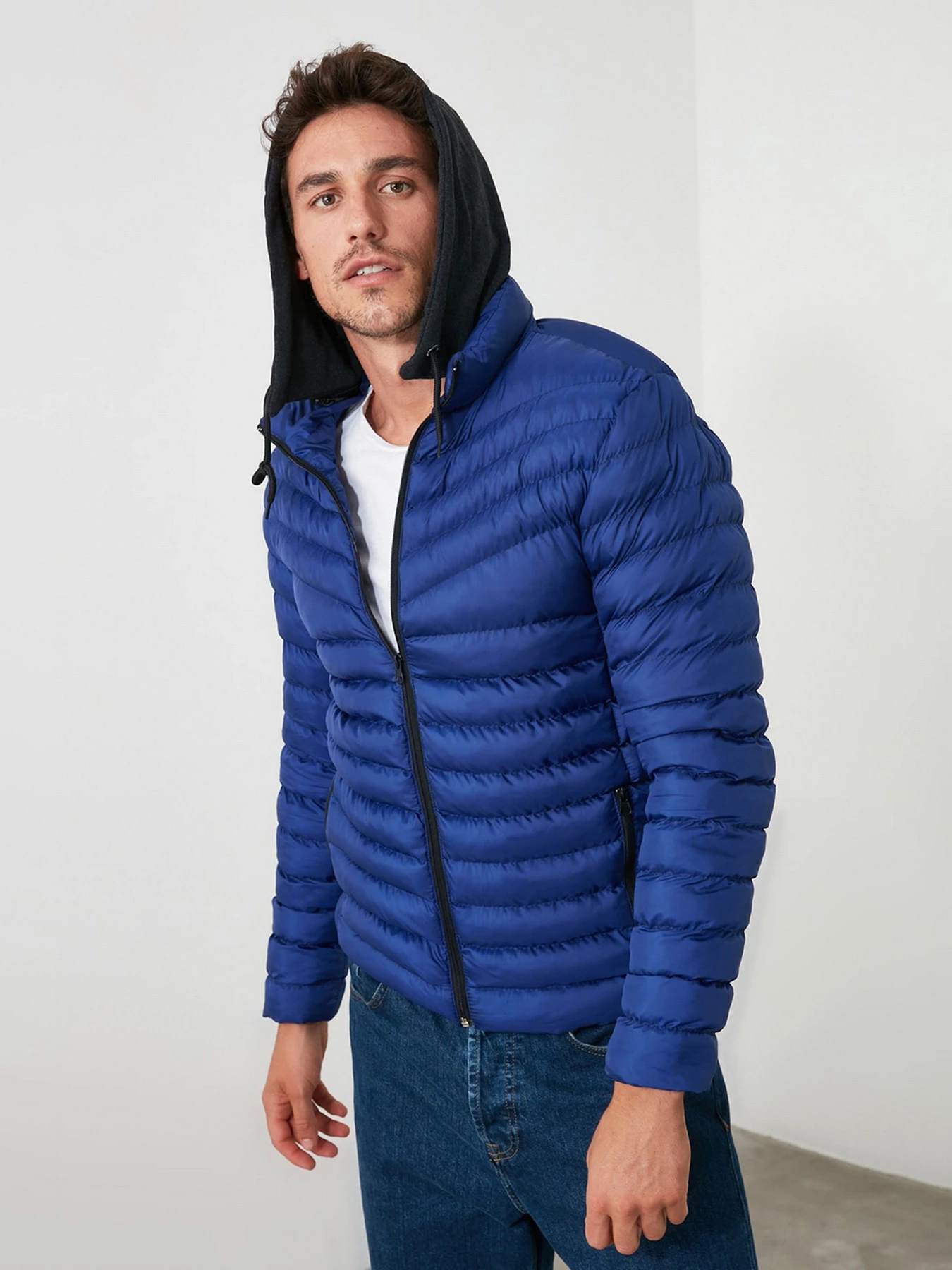 Куртки та дублянки Trendyol модель TMNAW21MO0013/Saks Фото
