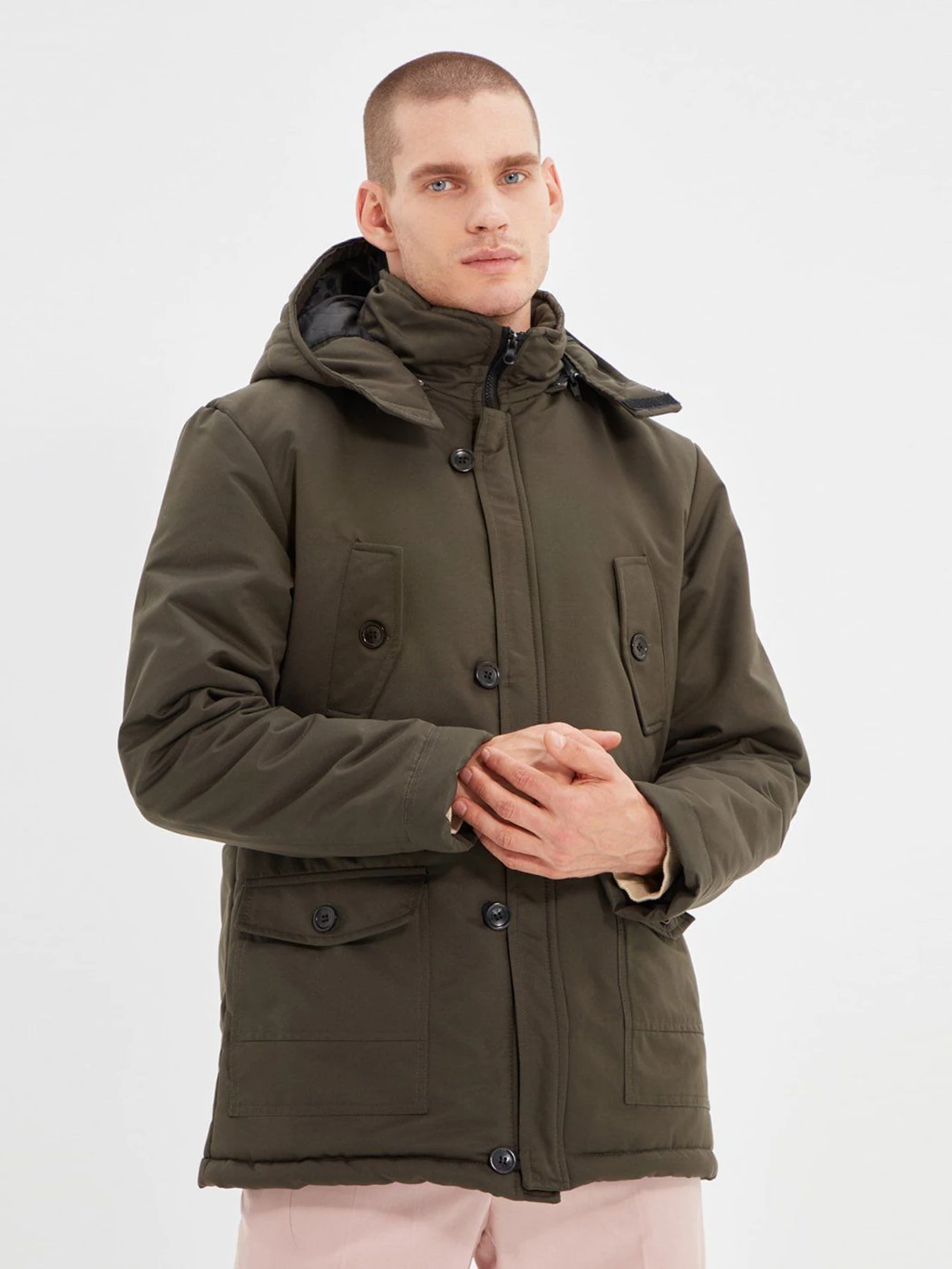 Куртки и дубленки Trendyol модель TMNAW22MO0120/Haki Куртки и дубленки Trendyol модель TMNAW22MO0120/Haki Фото
