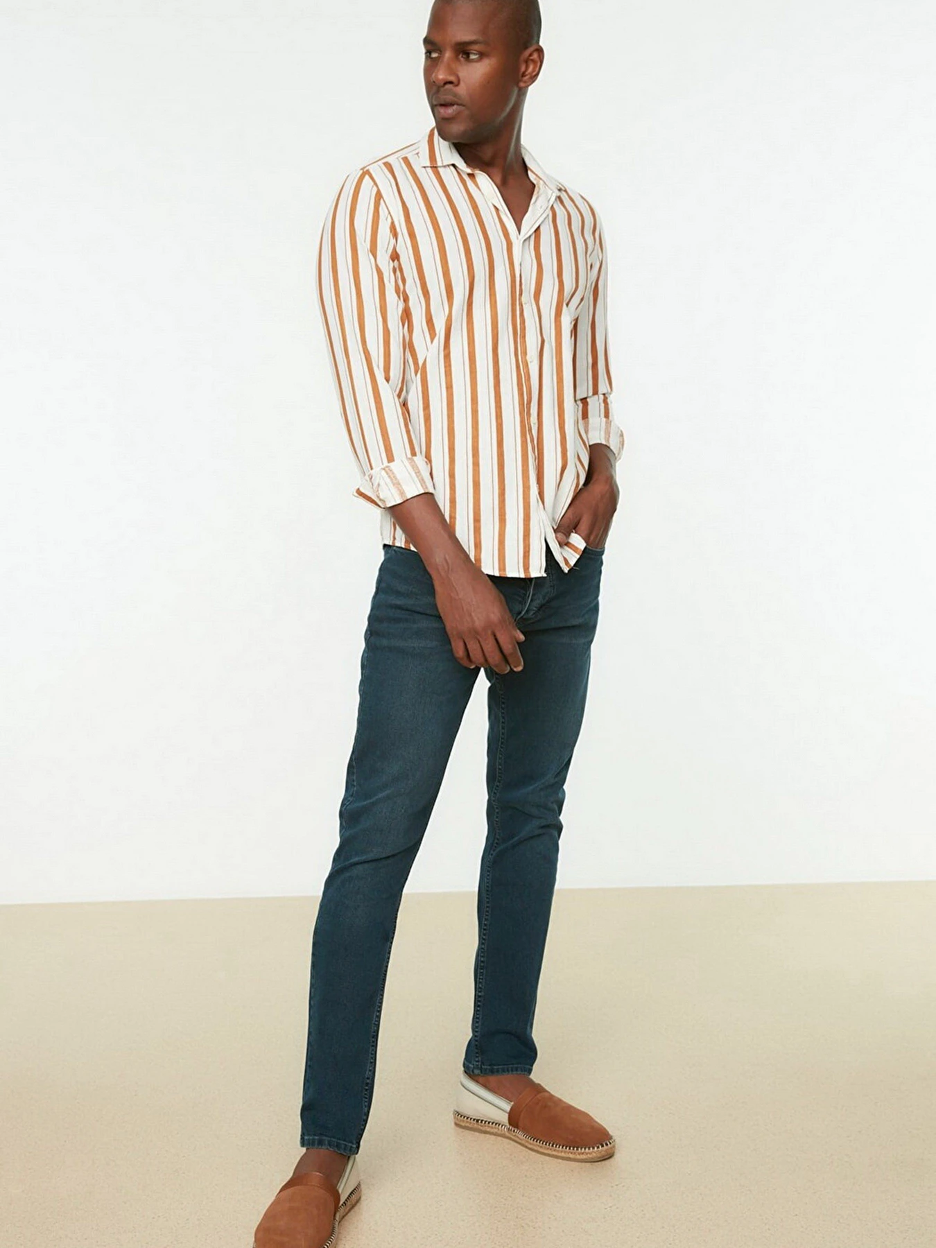 Джинси Trendyol Skinny модель TMNSS22JE0103/Indigo Фото
