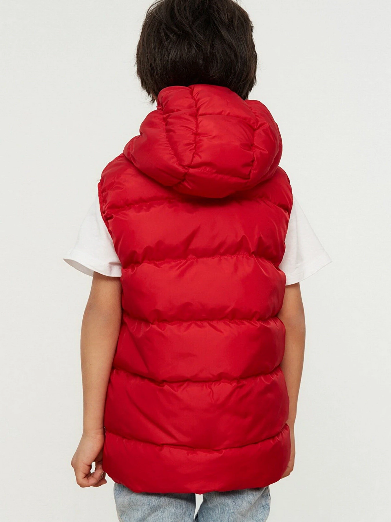 Куртки и дубленки Trendyol модель TKDSS22YE0018/Kirmizi Фото