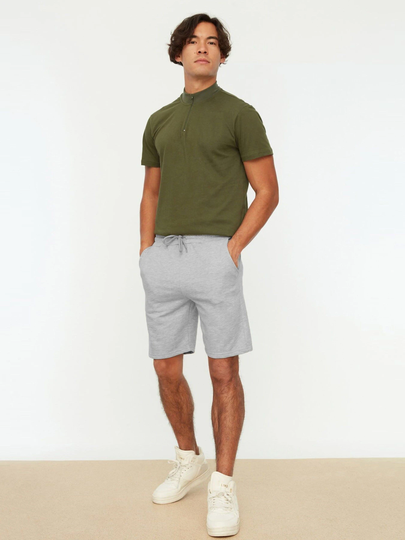 Шорты Trendyol модель TMNSS20SR0068/Gri Фото